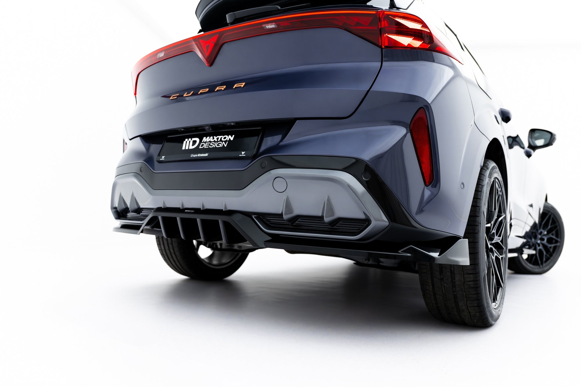 Maxton Design Splitter trasero (With Vertical Bars) V.1 para Cupra Terramar Mk1 - imagen 6