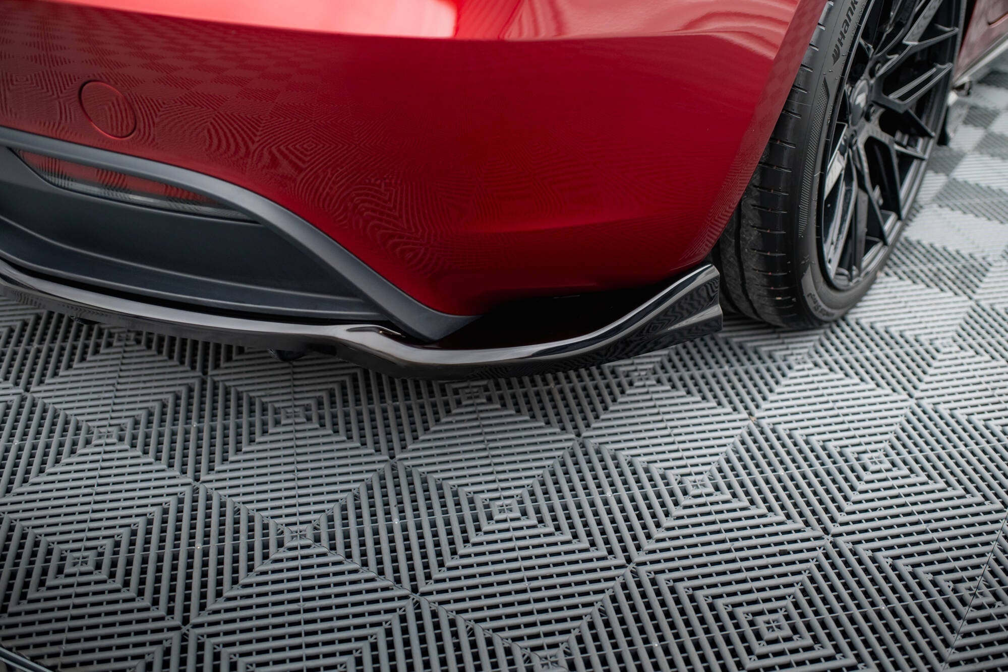 Maxton Design Splitter trasero (With Vertical Bars) V.1 para Tesla Model 3 Project Highland(Facelift) - imagen 3