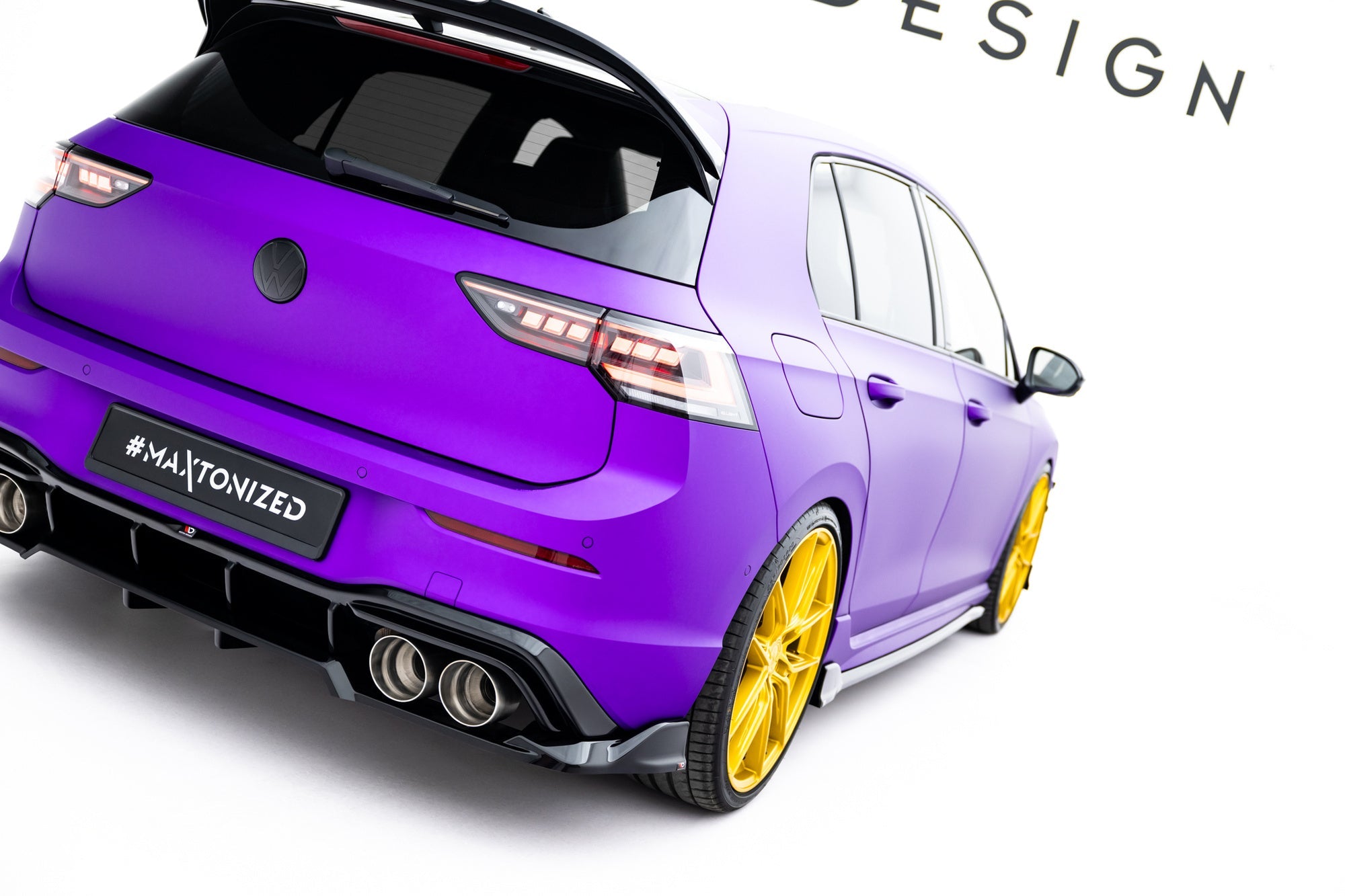 Maxton Design Splitter trasero (With Vertical Bars) V.1 para Volkswagen Golf R Hatchback Mk8 / Mk8 Facelift - imagen 6