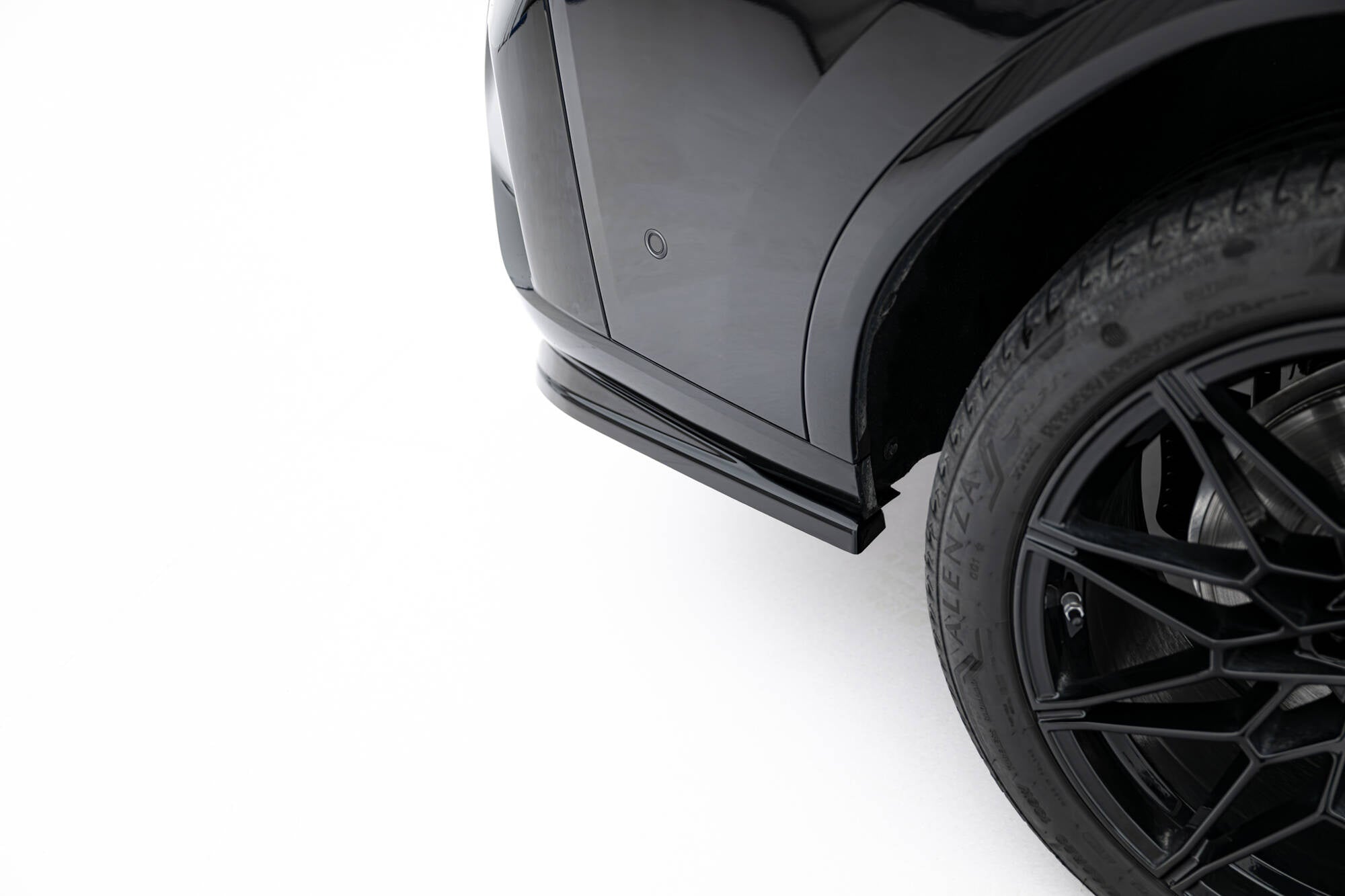 Maxton Design Splitter trasero (With Vertical Bars) V.2 para BMW X4 M-Pack G02 Facelift - imagen 4