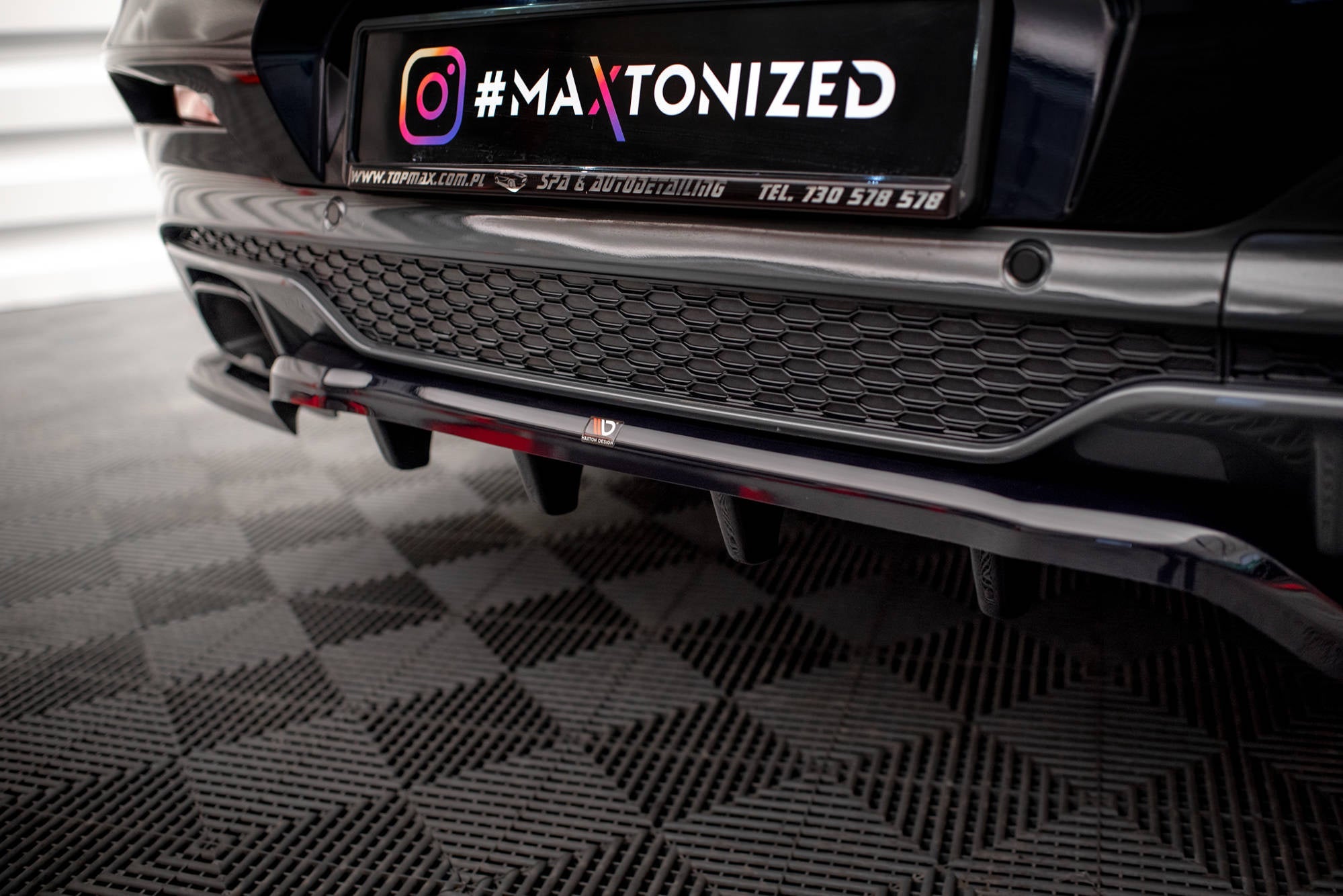 Maxton Design Splitter trasero (With Vertical Bars) V.2 para BMW X4 M40i G02 - imagen 3