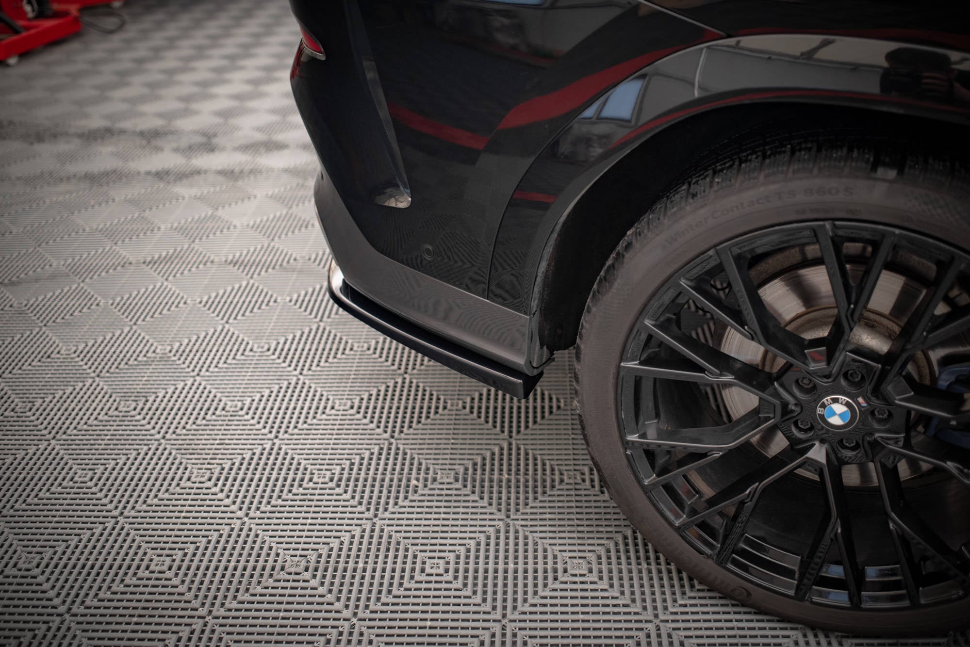Maxton Design Splitter trasero (With Vertical Bars) V.2 para BMW X6 M-Pack G06 - imagen 3