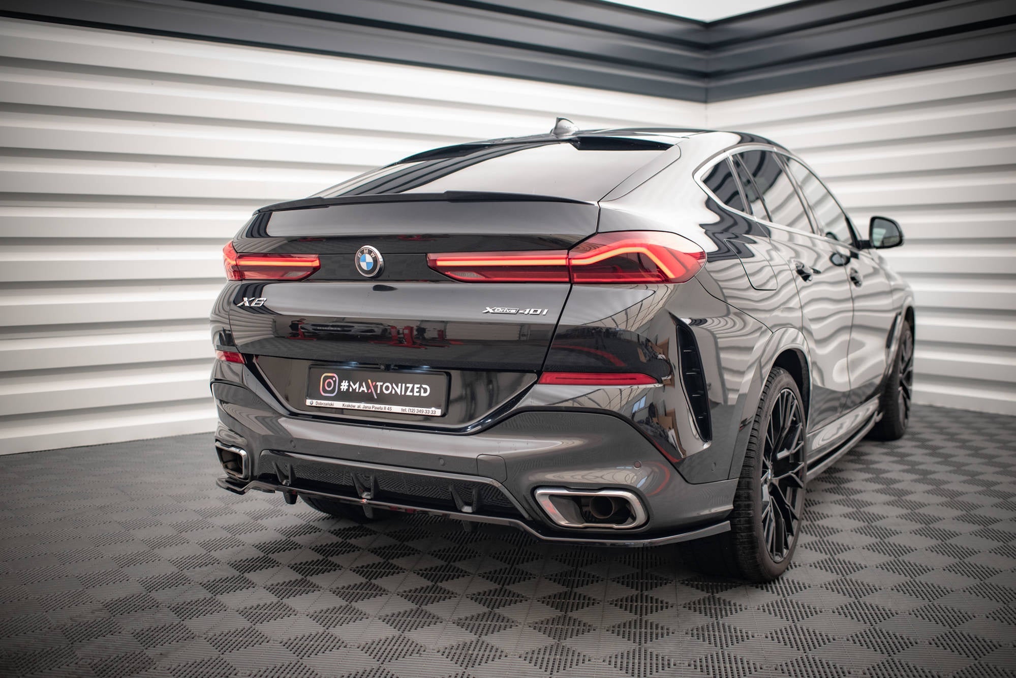 Maxton Design Splitter trasero (With Vertical Bars) V.2 para BMW X6 M-Pack G06 - imagen 1