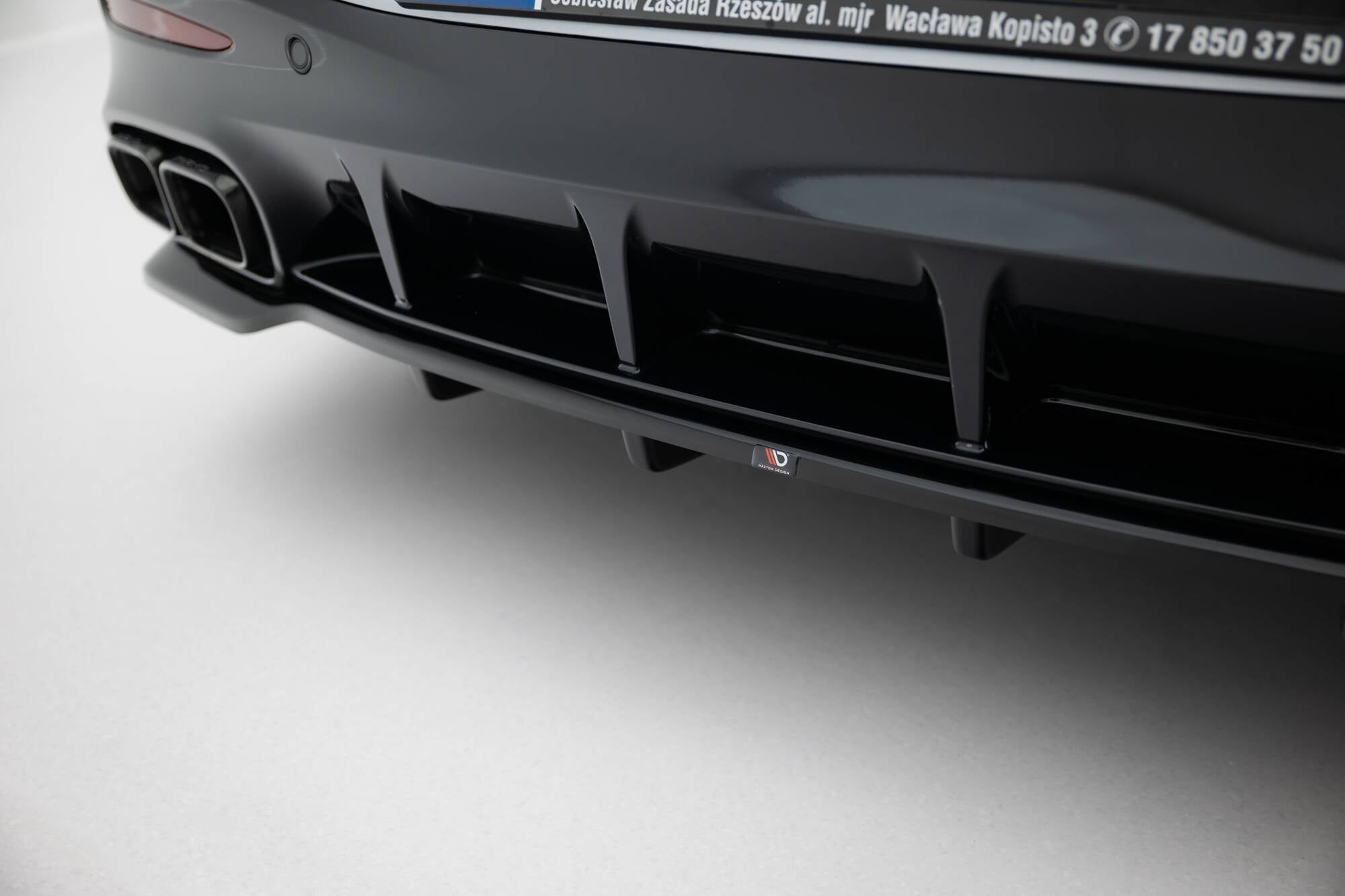 Maxton Design Splitter trasero (With Vertical Bars) V.2 para Mercedes-AMG GT 63 / 55 / 63 S E Performance C192 - imagen 3