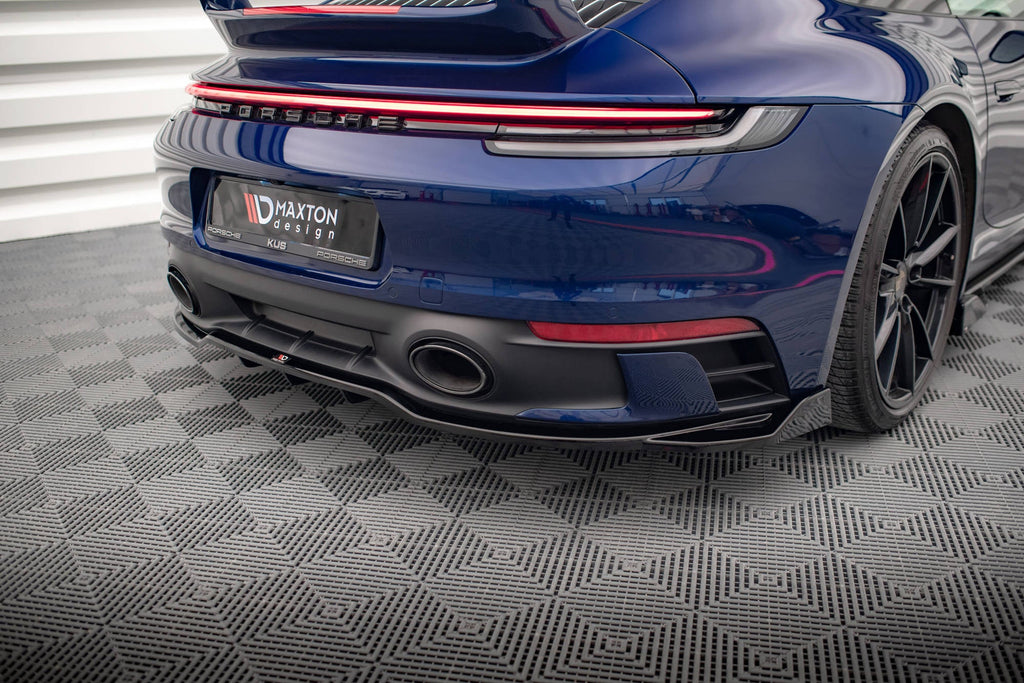 Maxton Design Splitter trasero (With Vertical Bars) V.2 para Porsche 911 Carrera Aero / Carrera GTS 992 - imagen 1