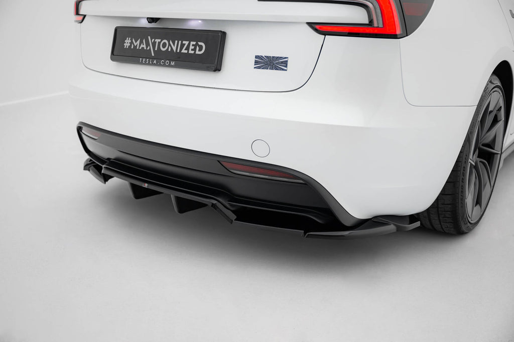 Maxton Design Splitter trasero (With Vertical Bars) V.2 para Tesla Model 3 Performance Mk1 Facelift - imagen 2