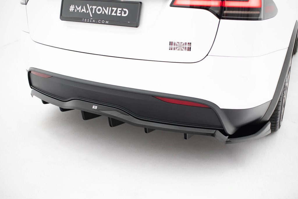 Maxton Design Splitter trasero (With Vertical Bars) V.2 para Tesla Model X Mk1 Facelift - imagen 2