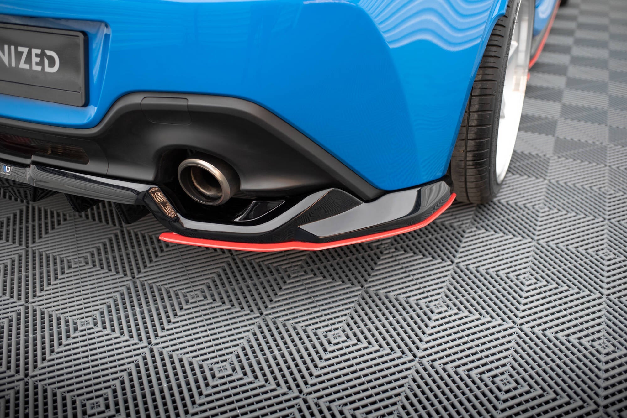 Maxton Design Splitter trasero (With Vertical Bars) V.2 para Toyota GR86 Mk1 - imagen 3