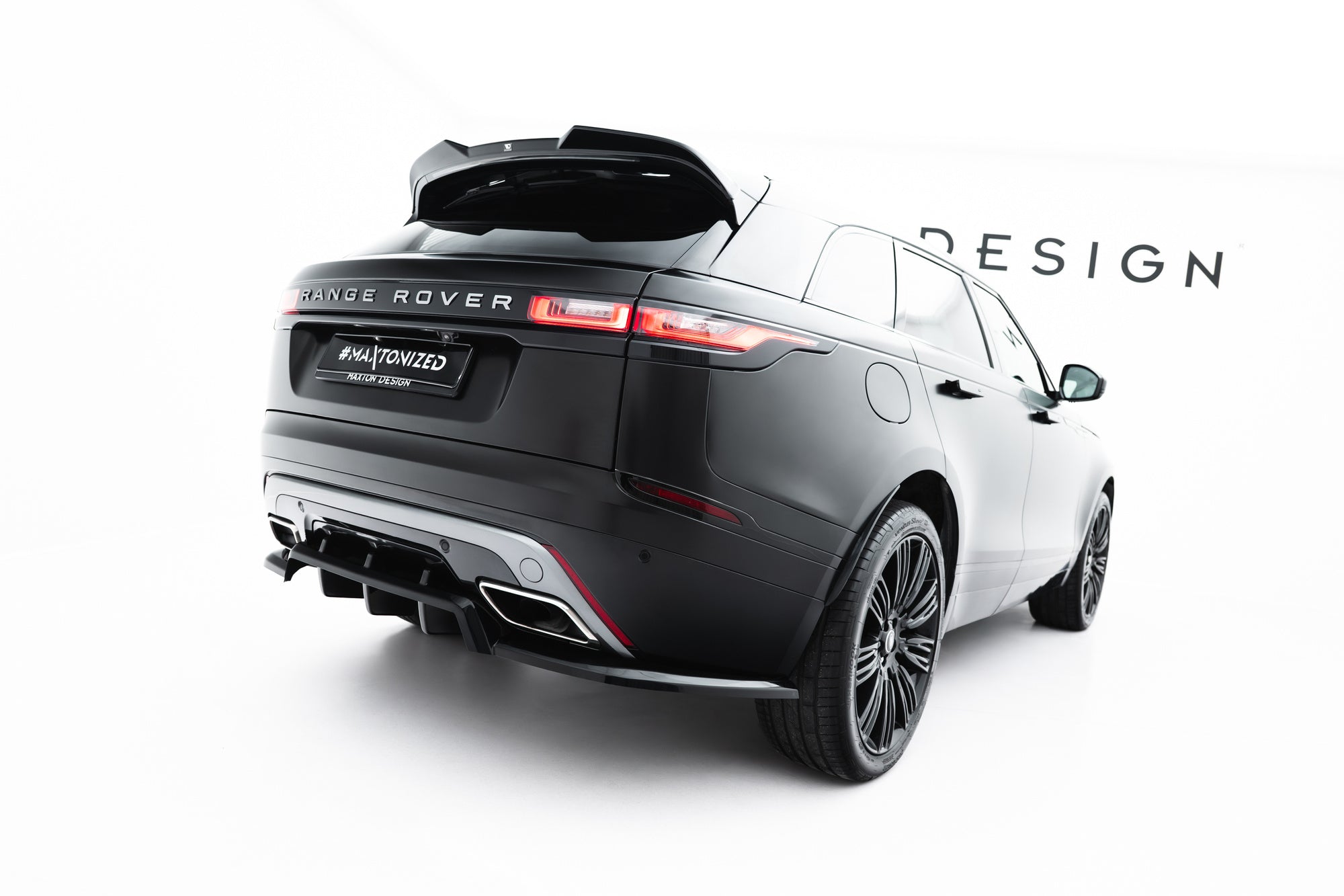 Maxton Design Splitter trasero (With Vertical Bars) V.3 para Land Rover Range Rover Velar R-Dynamic Mk1 - imagen 1