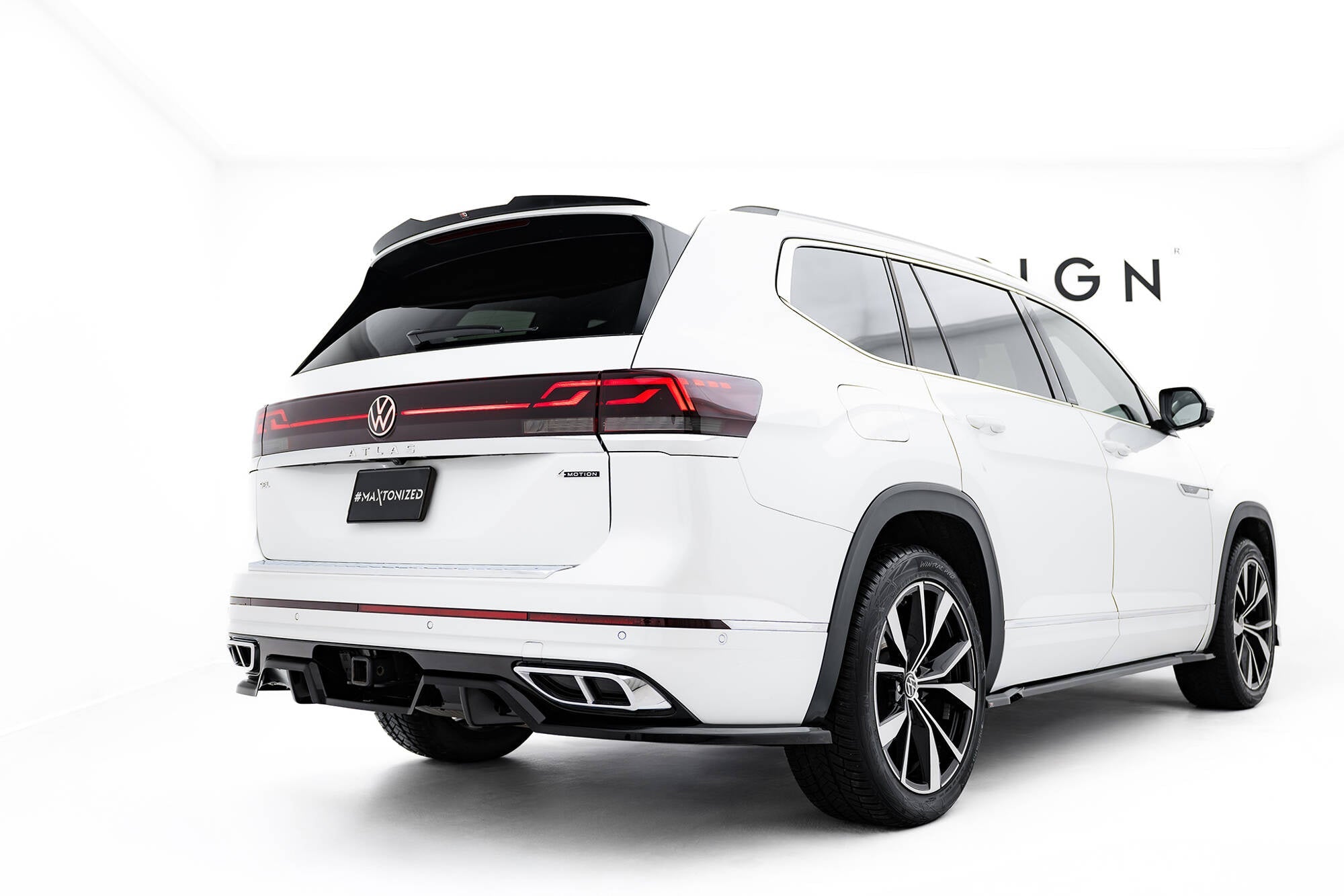 Maxton Design Splitter trasero (With Vertical Bars) para Volkswagen Atlas R-Line Mk1 Facelift 2 - imagen 1