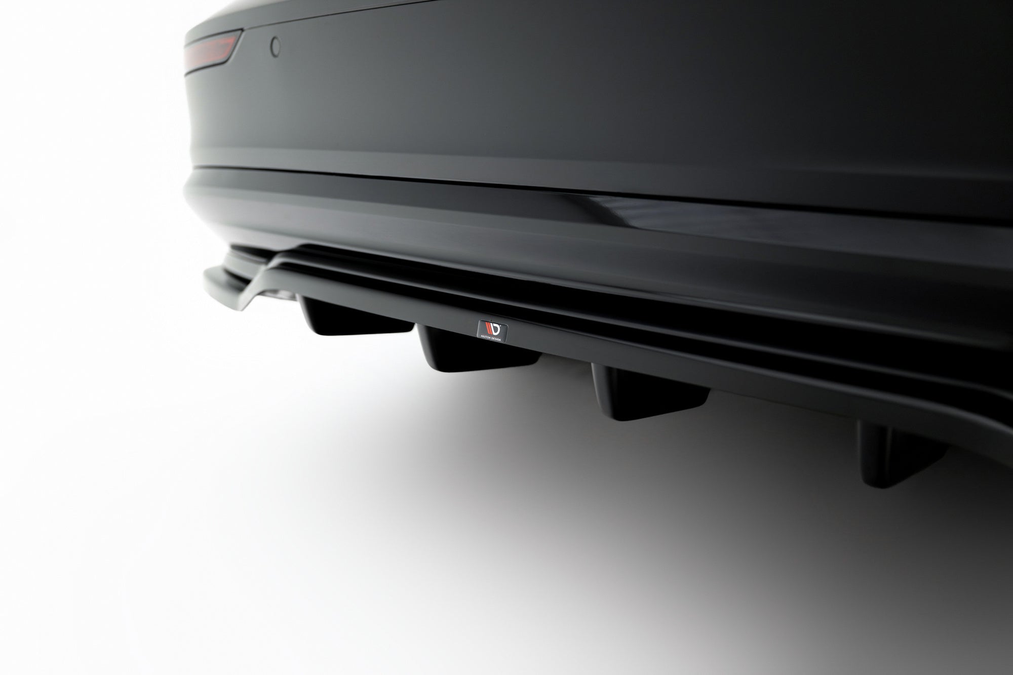 Maxton Design Splitter trasero (With Vertical Bars) para Volvo S60/V60 R-Design Mk3 - imagen 3