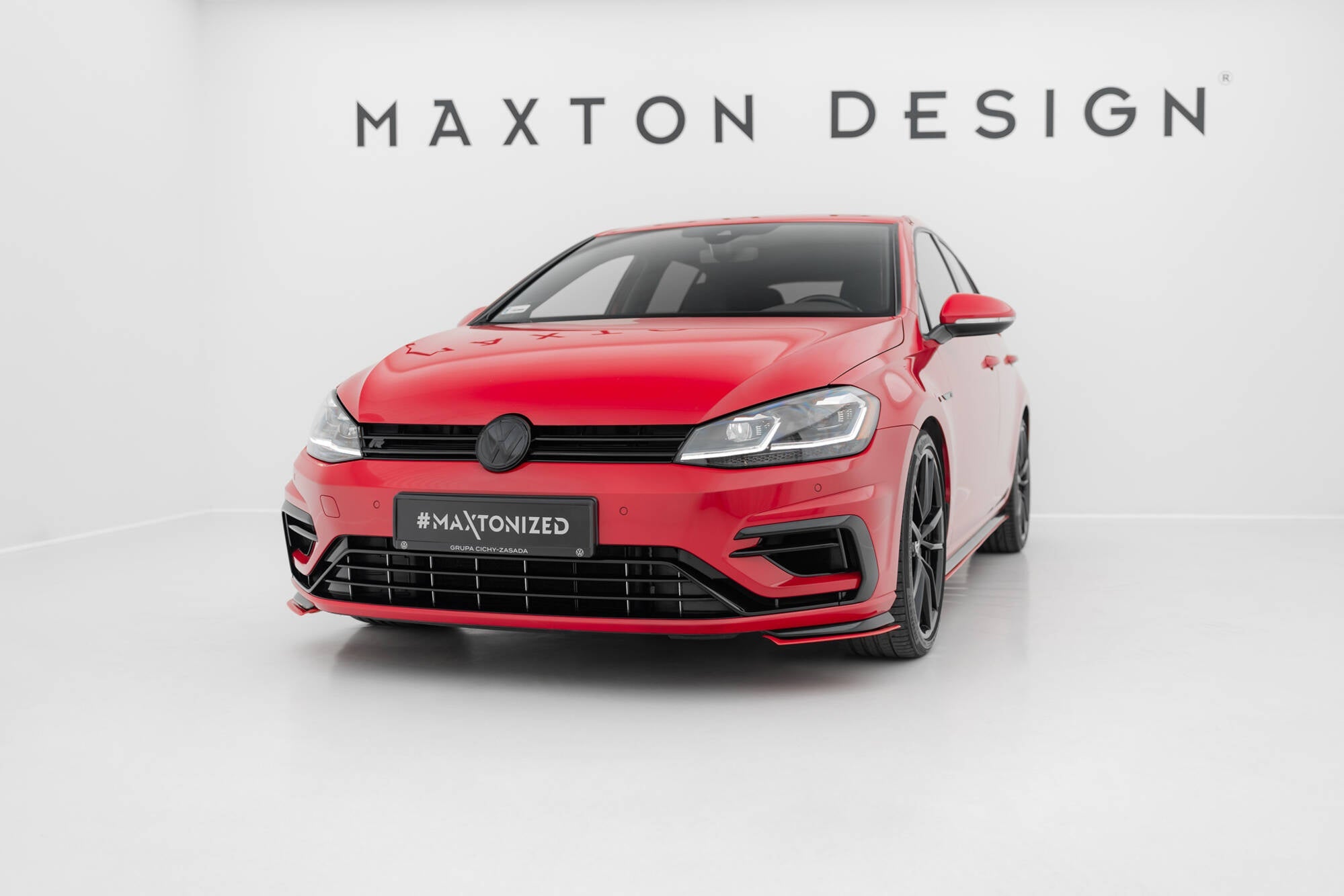Maxton Design Front Side Splitters para Volkswagen Golf R / R-Line Mk7 Facelift - imagen 3