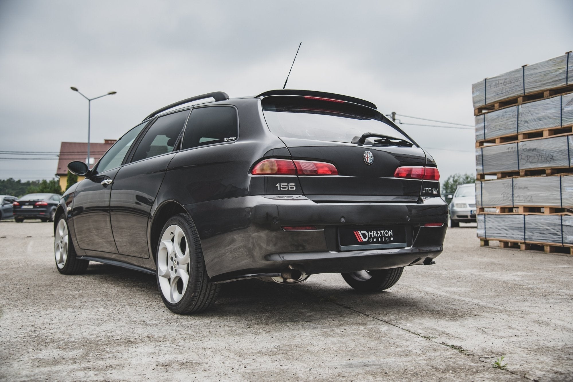 Maxton Design Splitters laterales traseros para Alfa Romeo 156 SW Facelift - imagen 3
