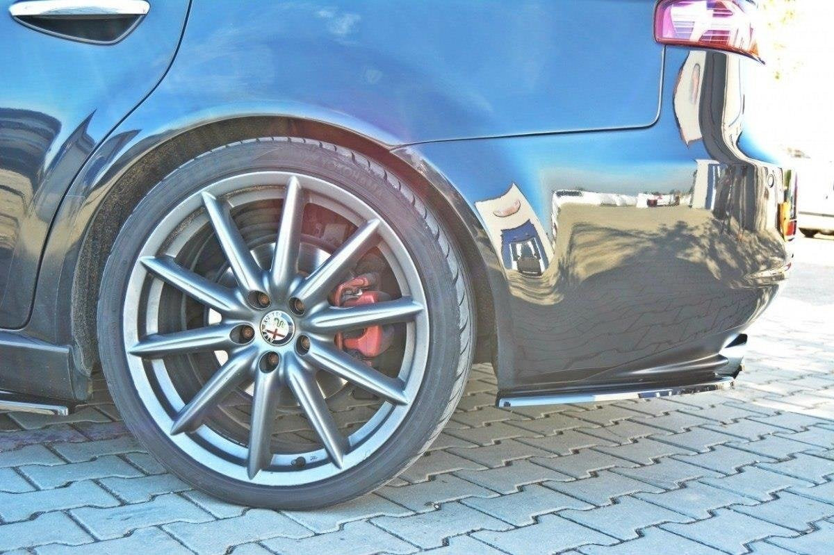 Maxton Design Splitters laterales traseros para Alfa Romeo 159 - imagen 1