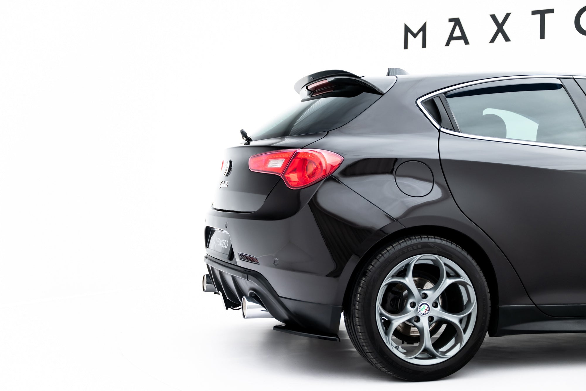 Maxton Design Splitters laterales traseros para Alfa Romeo Giulietta Zender - imagen 2
