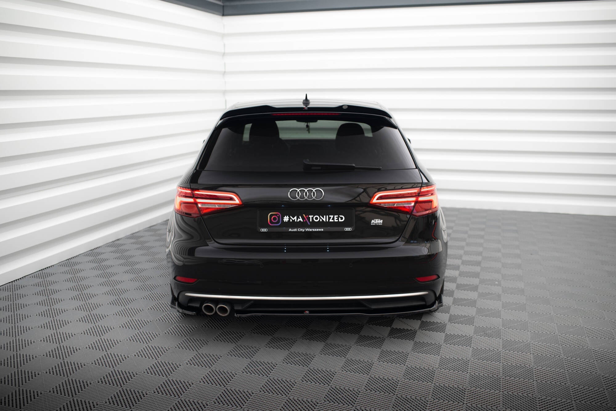 Maxton Design Splitters laterales traseros para Audi A3 Sportback 8V Facelift - imagen 2