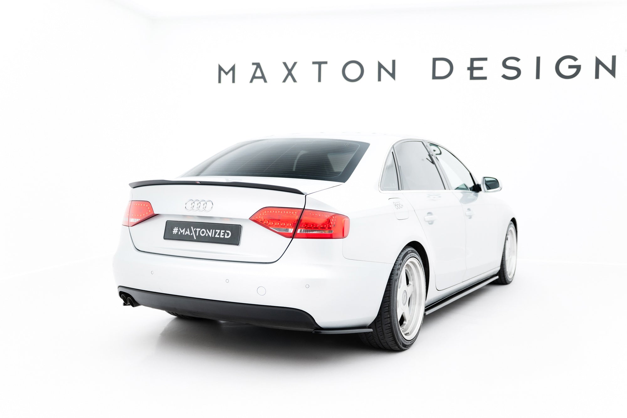 Maxton Design Splitters laterales traseros para Audi A4 Sedan / Avant B8 - imagen 3