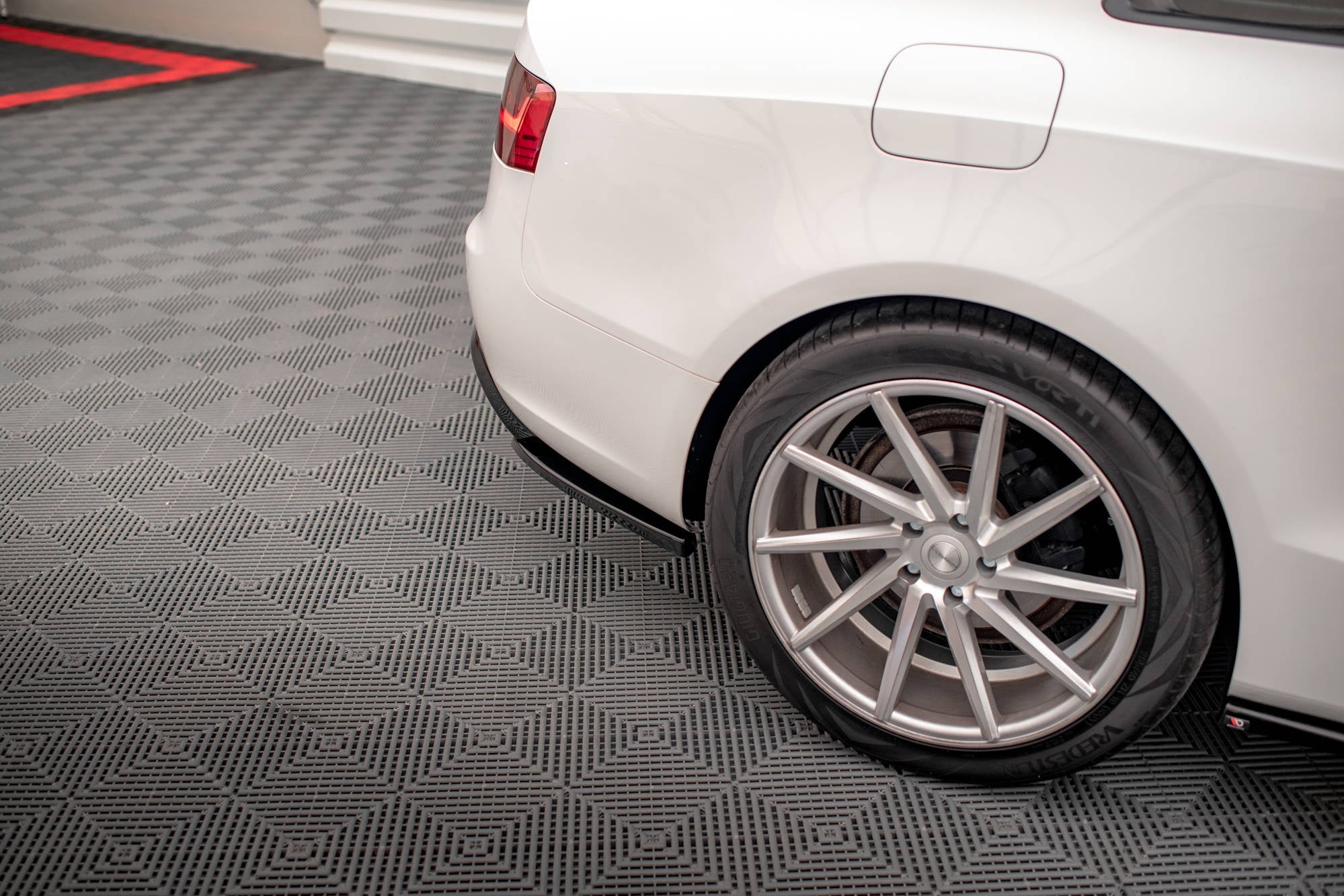 Maxton Design Splitters laterales traseros para Audi A5 Coupe 8T Facelift - imagen 3