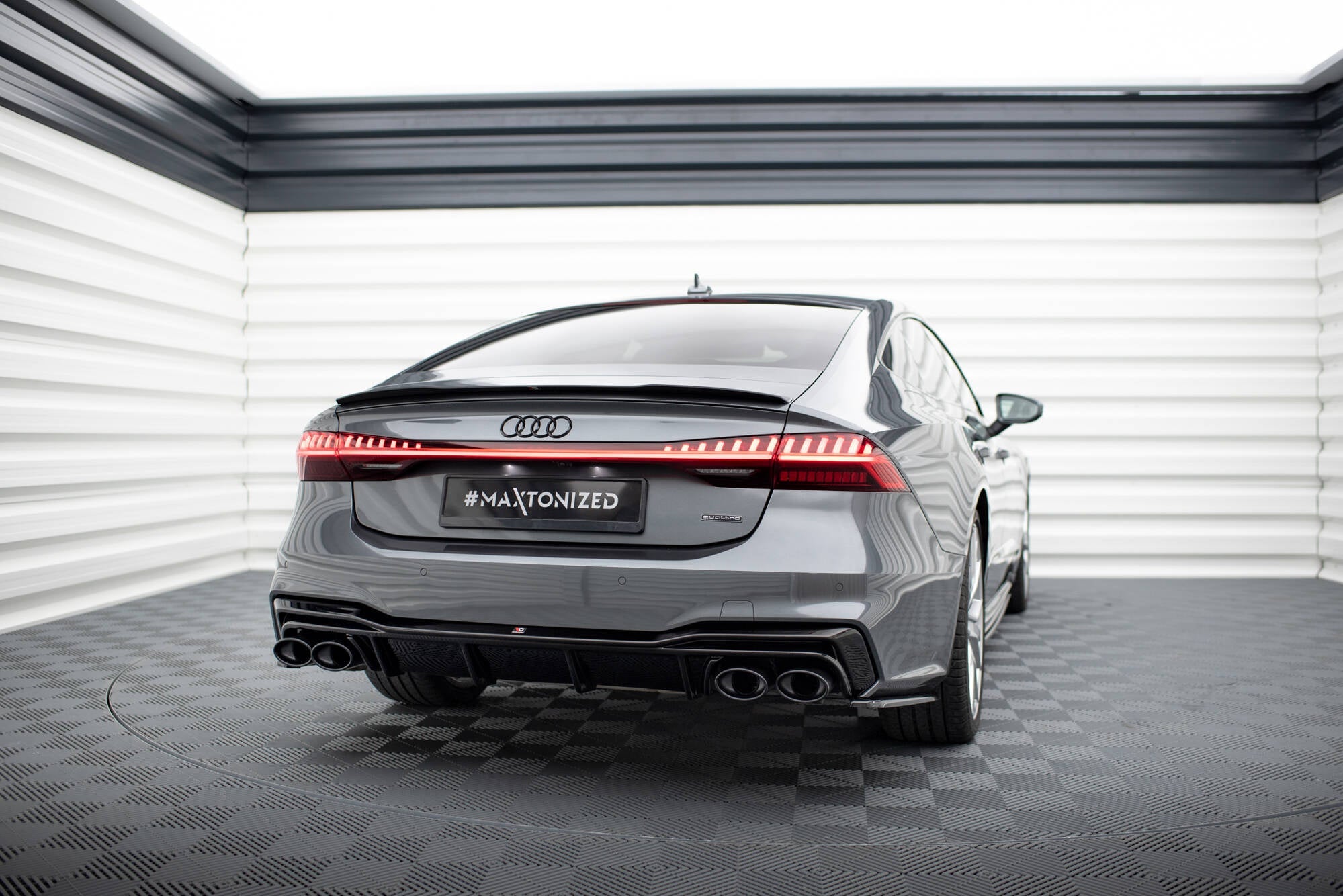 Maxton Design Splitters laterales traseros para Audi A7 S-Line C8 / S7 C8 / C8 Facelift / S7 Facelift - imagen 2