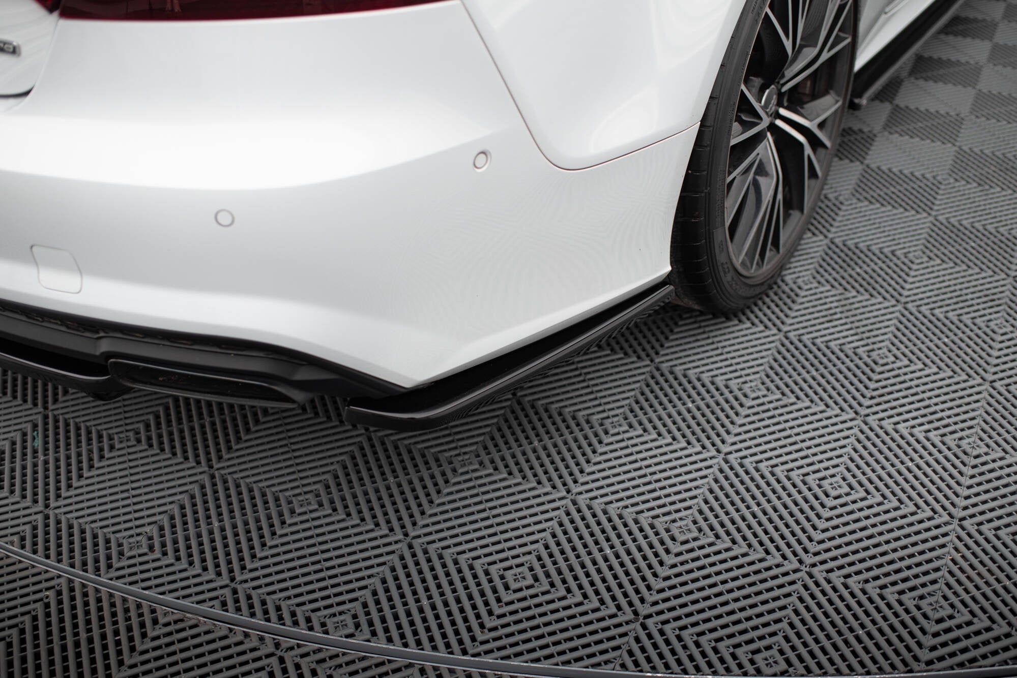 Maxton Design Splitters laterales traseros para Audi A7 S-Line Facelift - imagen 1