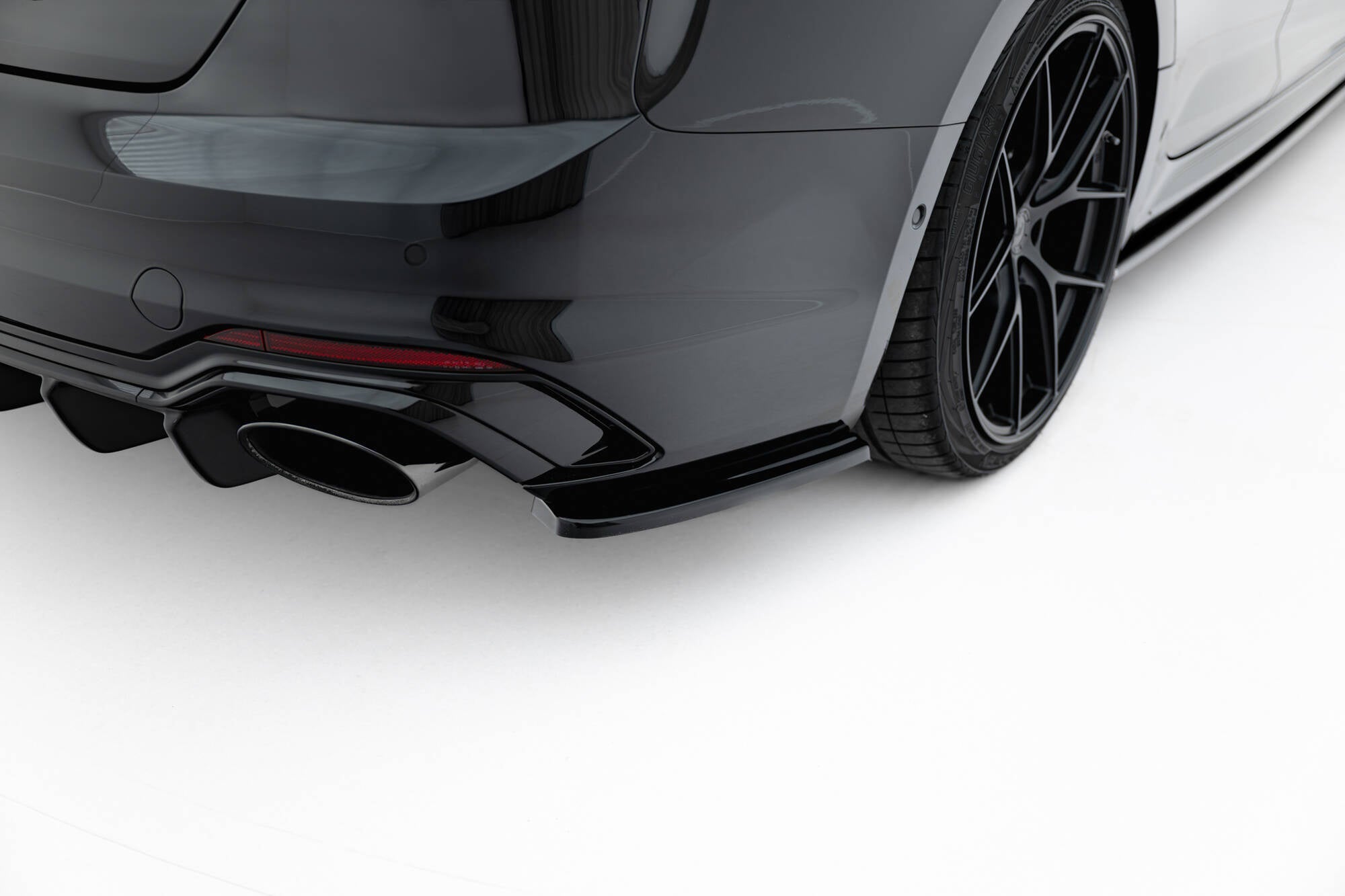 Maxton Design Splitters laterales traseros para Audi RS5 Coupe / Sportback F5 - imagen 1