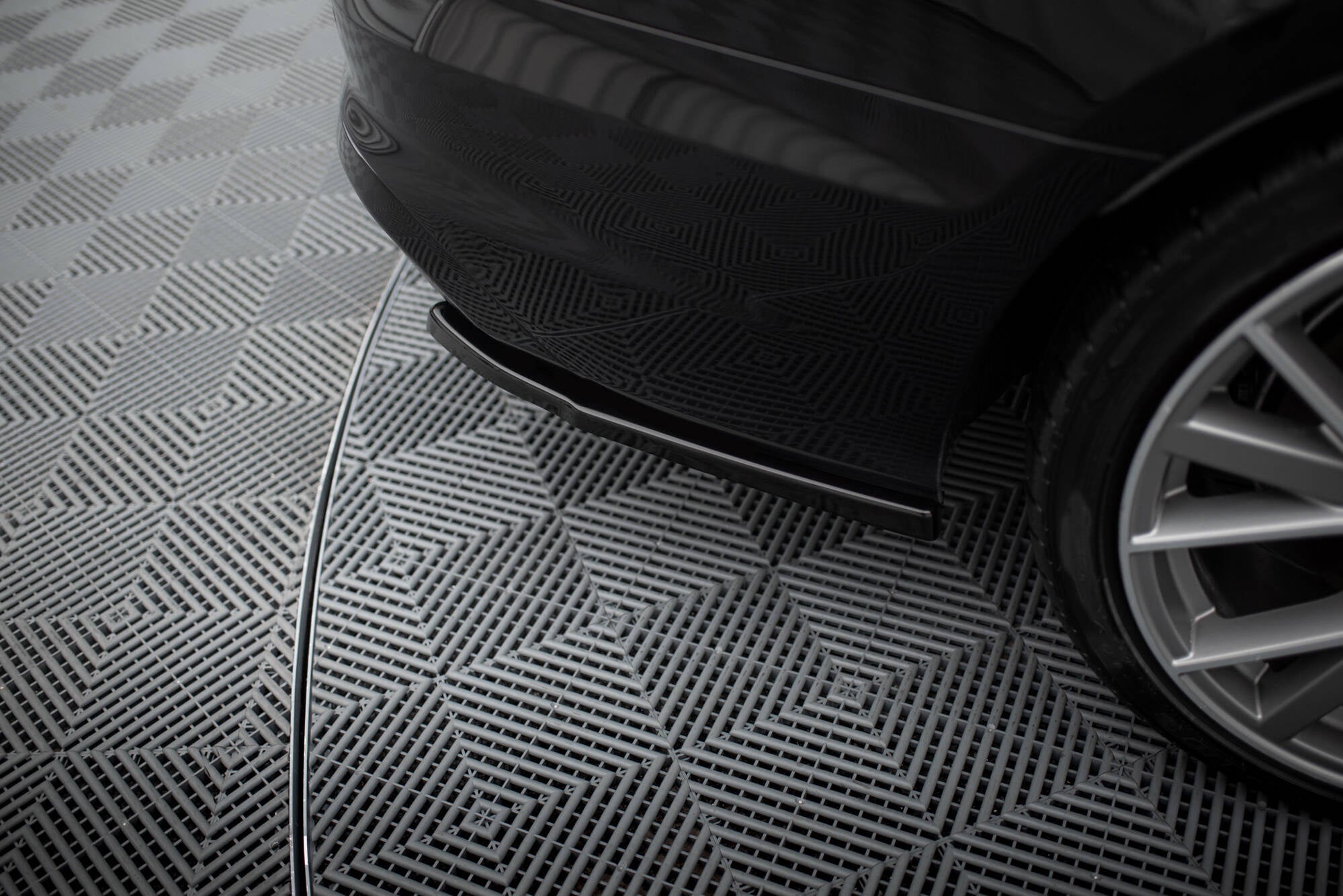 Maxton Design Splitters laterales traseros para Audi S4 B9 Facelift - imagen 3