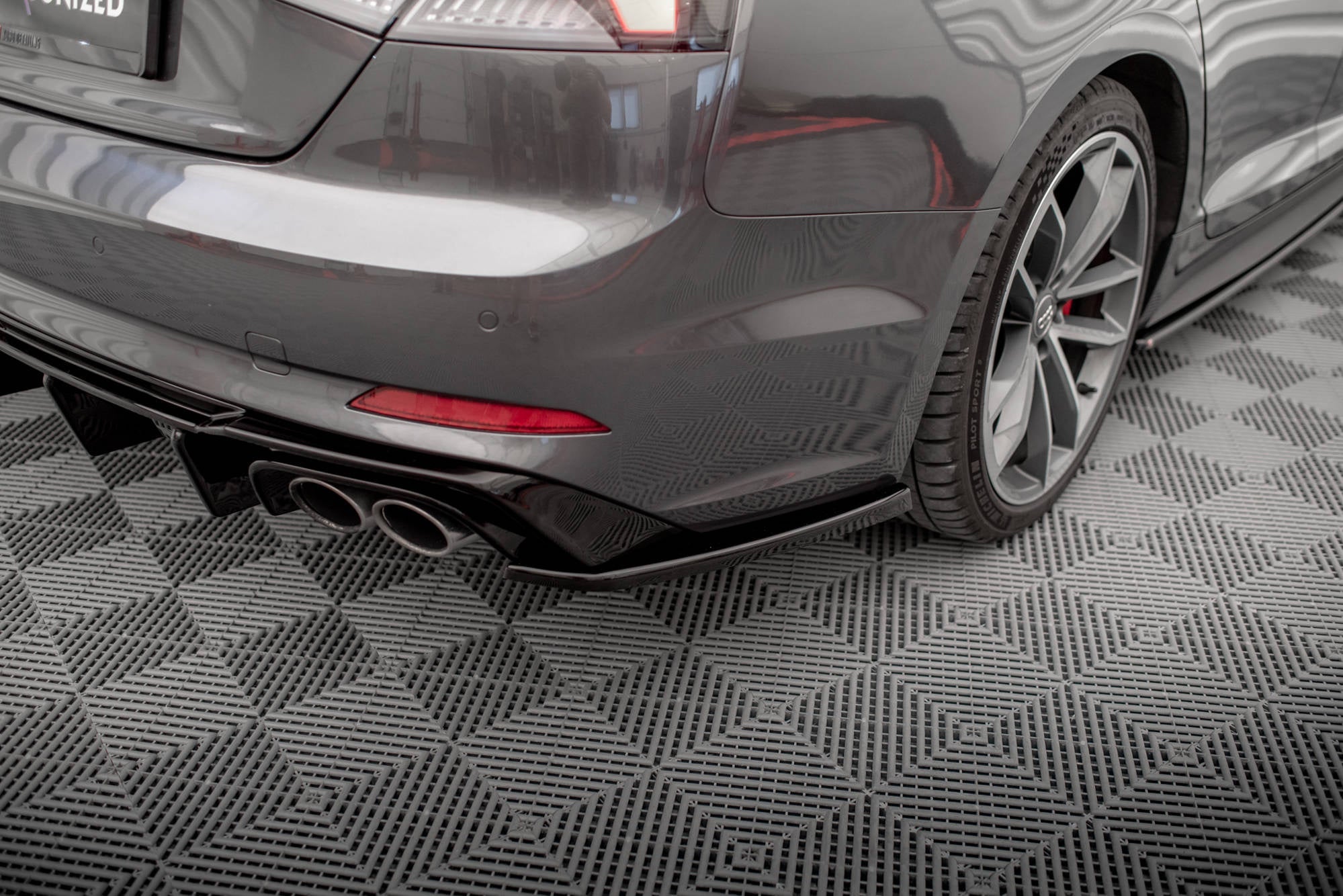 Maxton Design Splitters laterales traseros para Audi S5 Sportback F5 - imagen 2