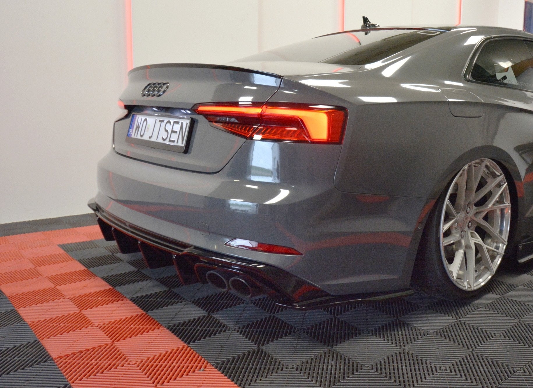Maxton Design Splitters laterales traseros para Audi S5 F5 Coupe - imagen 2