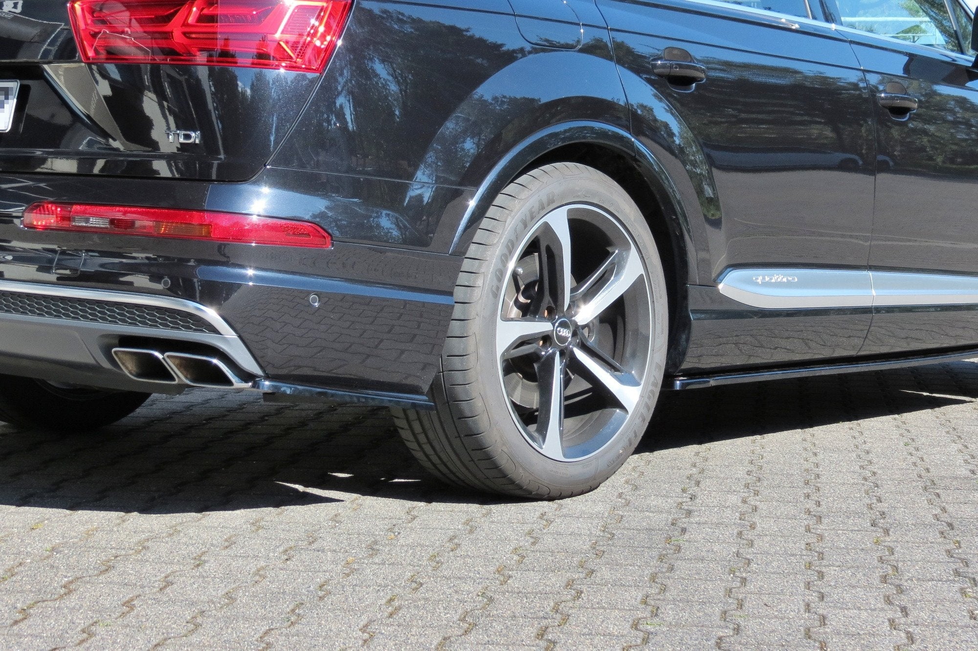 Maxton Design Splitters laterales traseros para Audi SQ7 / Q7 S-Line Mk.2 - imagen 3