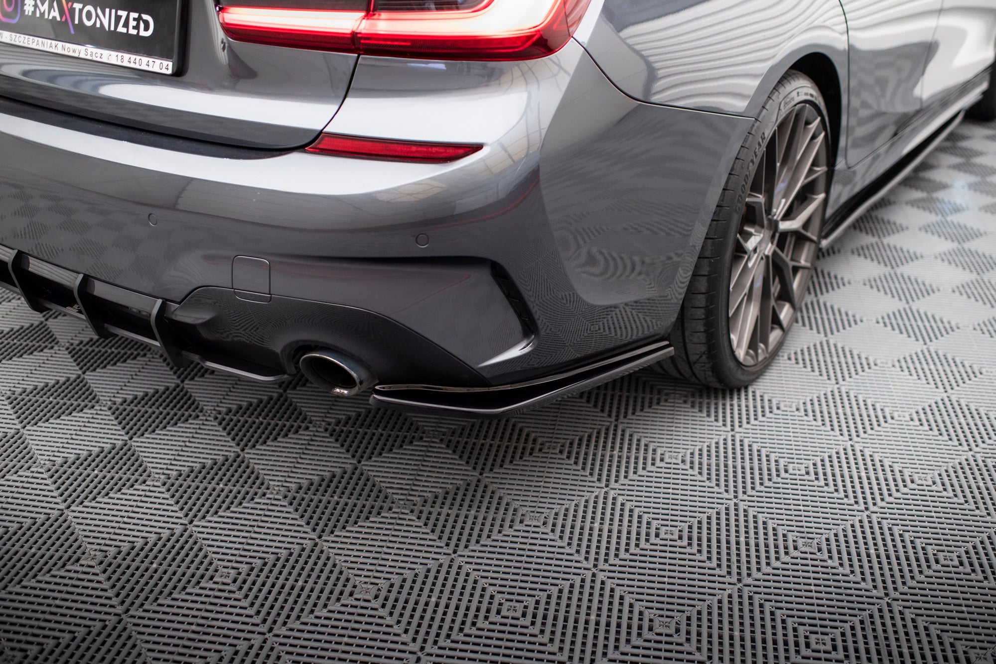 Maxton Design Splitters laterales traseros para BMW 3 M-Pack G20 - imagen 1