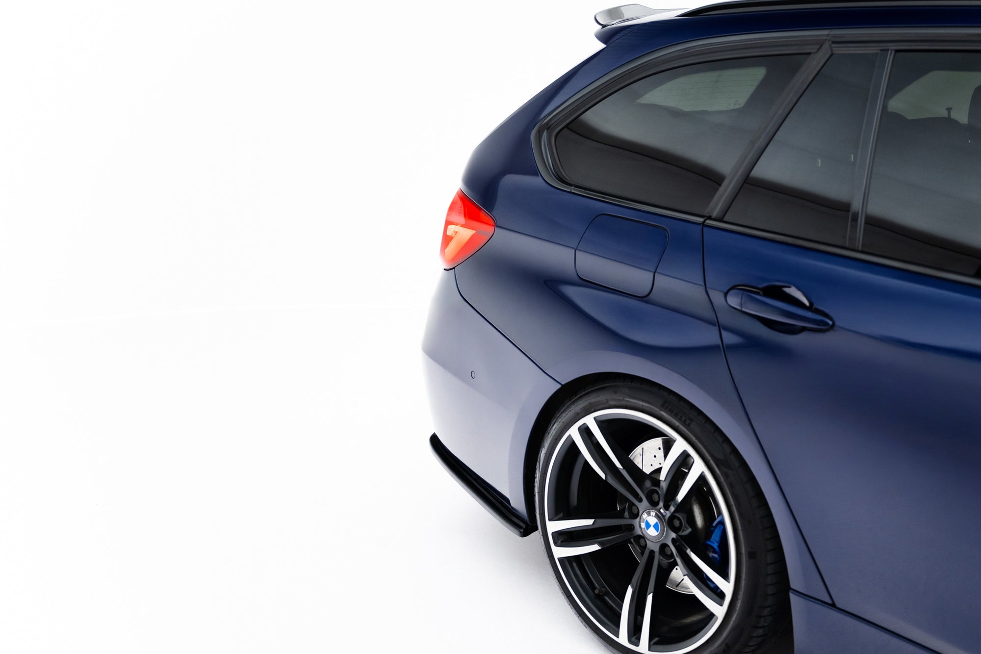 Maxton Design Splitters laterales traseros para BMW 3 M-Pack Sedan / Touring F30 / F30 Facelift / F31 / F31 Facelift - imagen 4