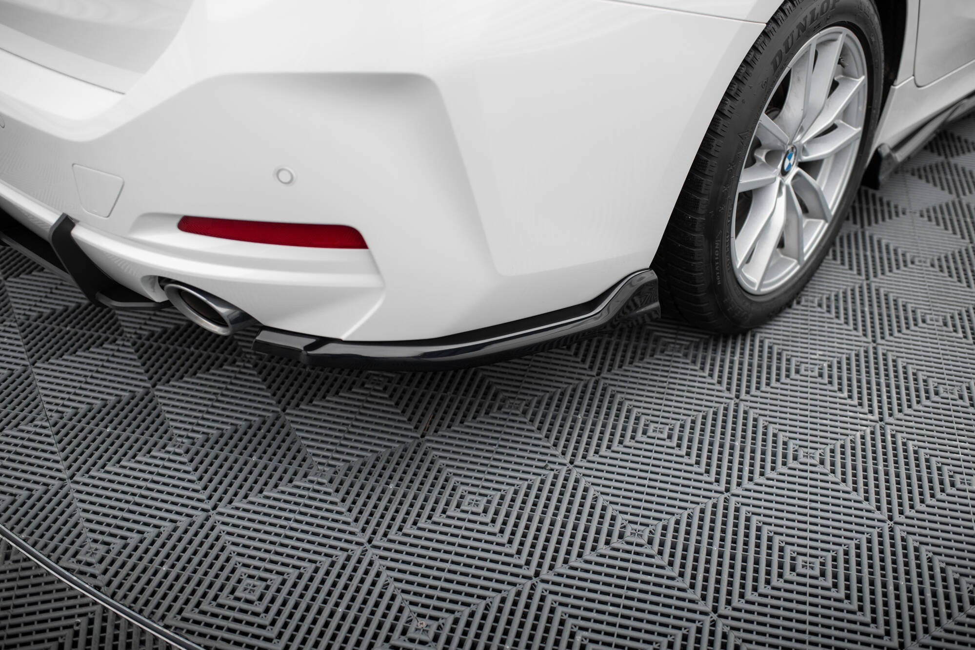 Maxton Design Splitters laterales traseros para BMW 3 Sedan / Touring G20 / G21 Facelift - imagen 1