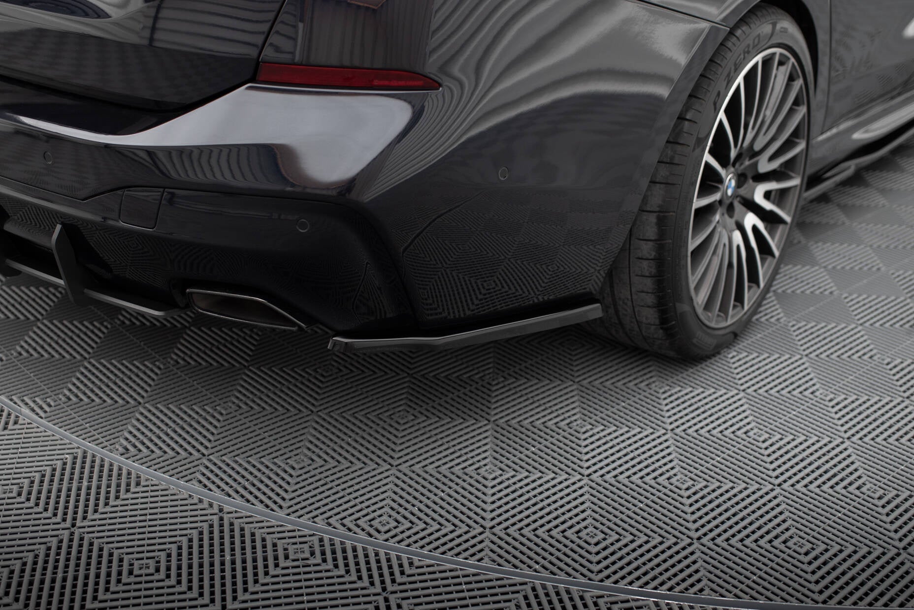 Maxton Design Splitters laterales traseros para BMW 6 GT G32 M-Pack - imagen 1