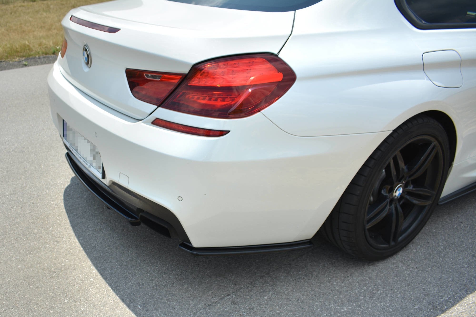 Maxton Design Splitters laterales traseros para BMW 6 Gran Coupé MPACK - imagen 5