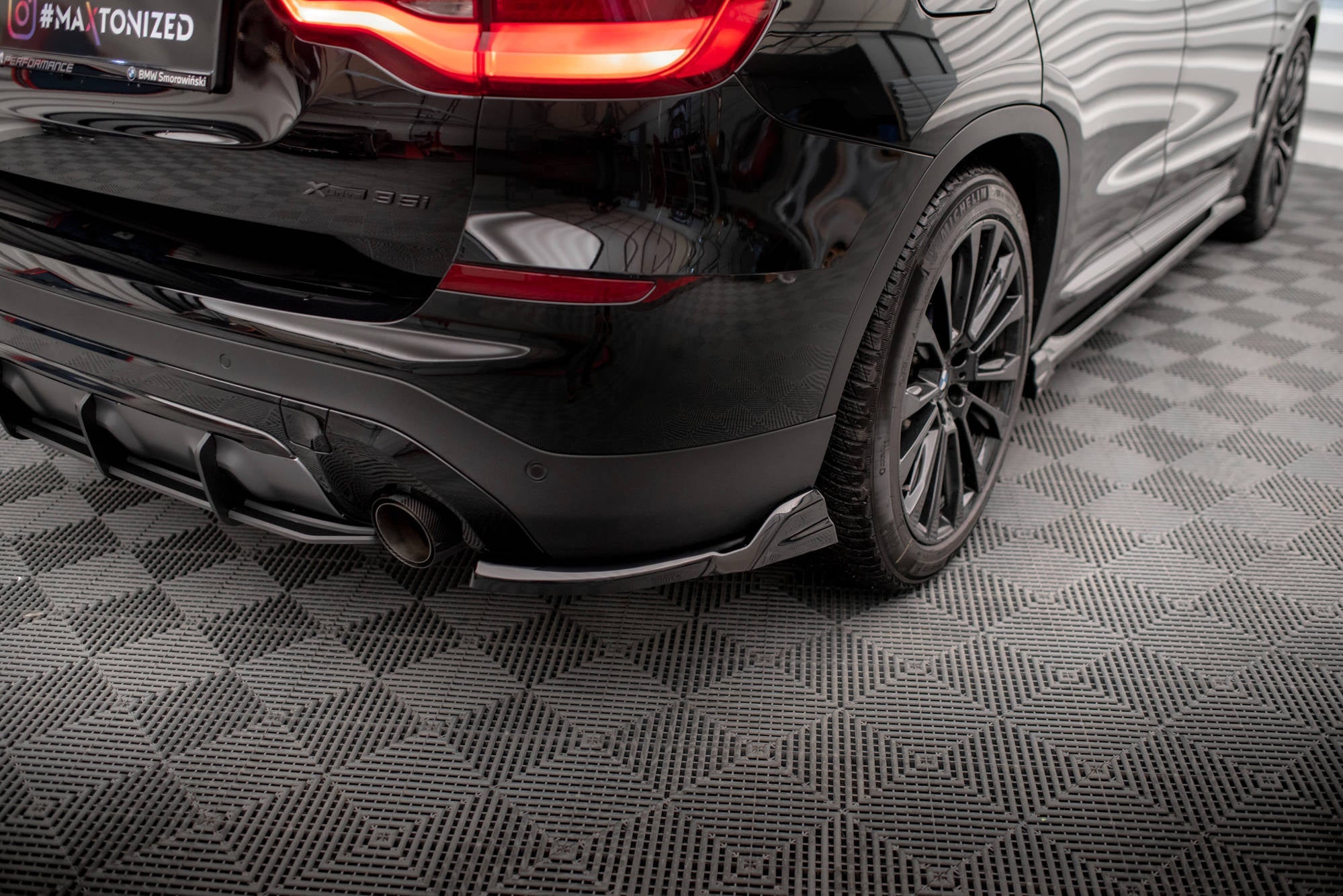 Maxton Design Splitters laterales traseros para BMW X3 x-Line G01 - imagen 1