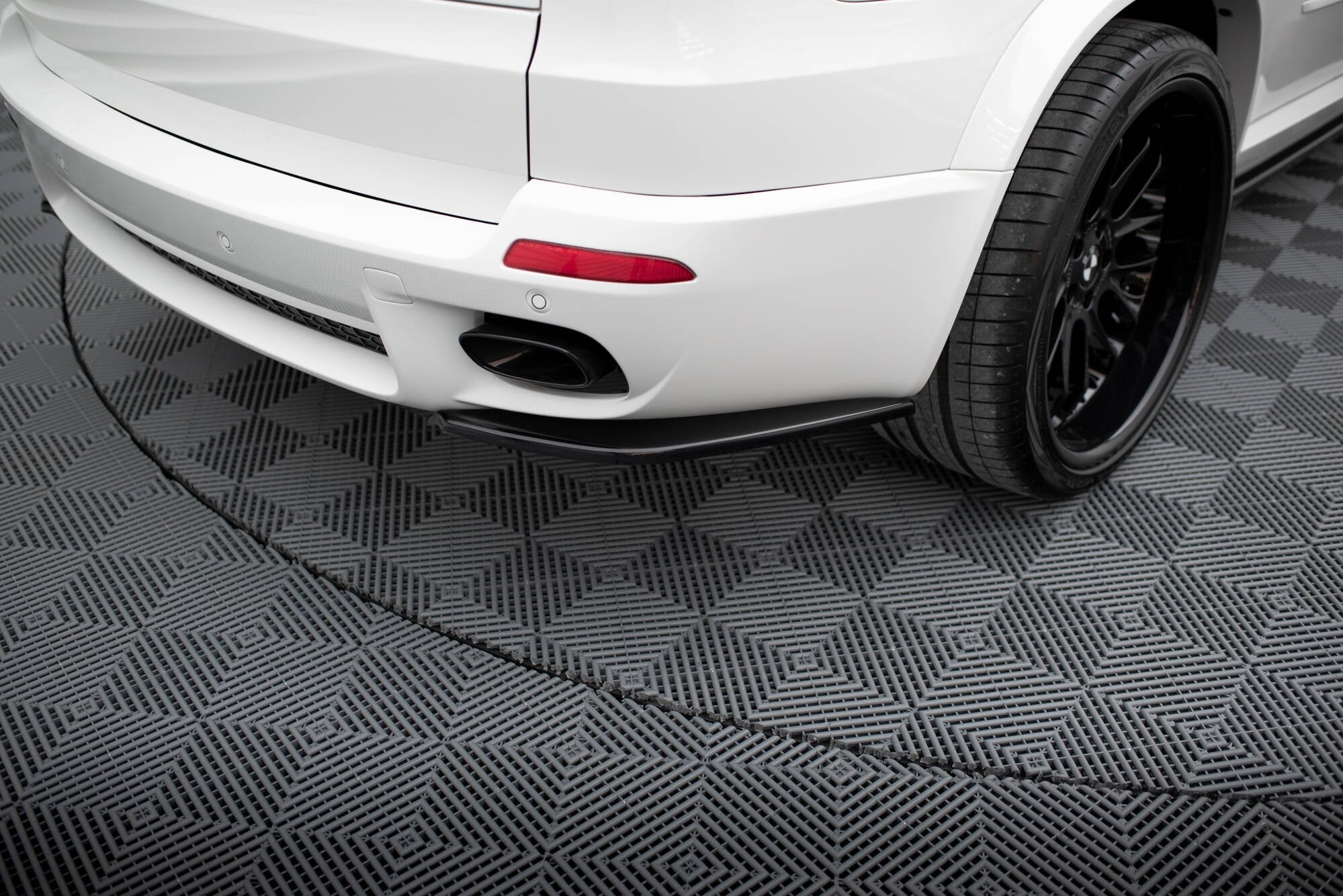 Maxton Design Splitters laterales traseros para BMW X5 E70 Facelit M-pack - imagen 1