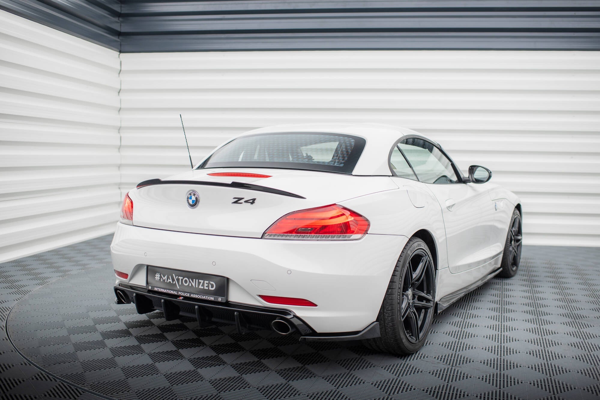 Maxton Design Splitters laterales traseros para BMW Z4 E89 - imagen 2
