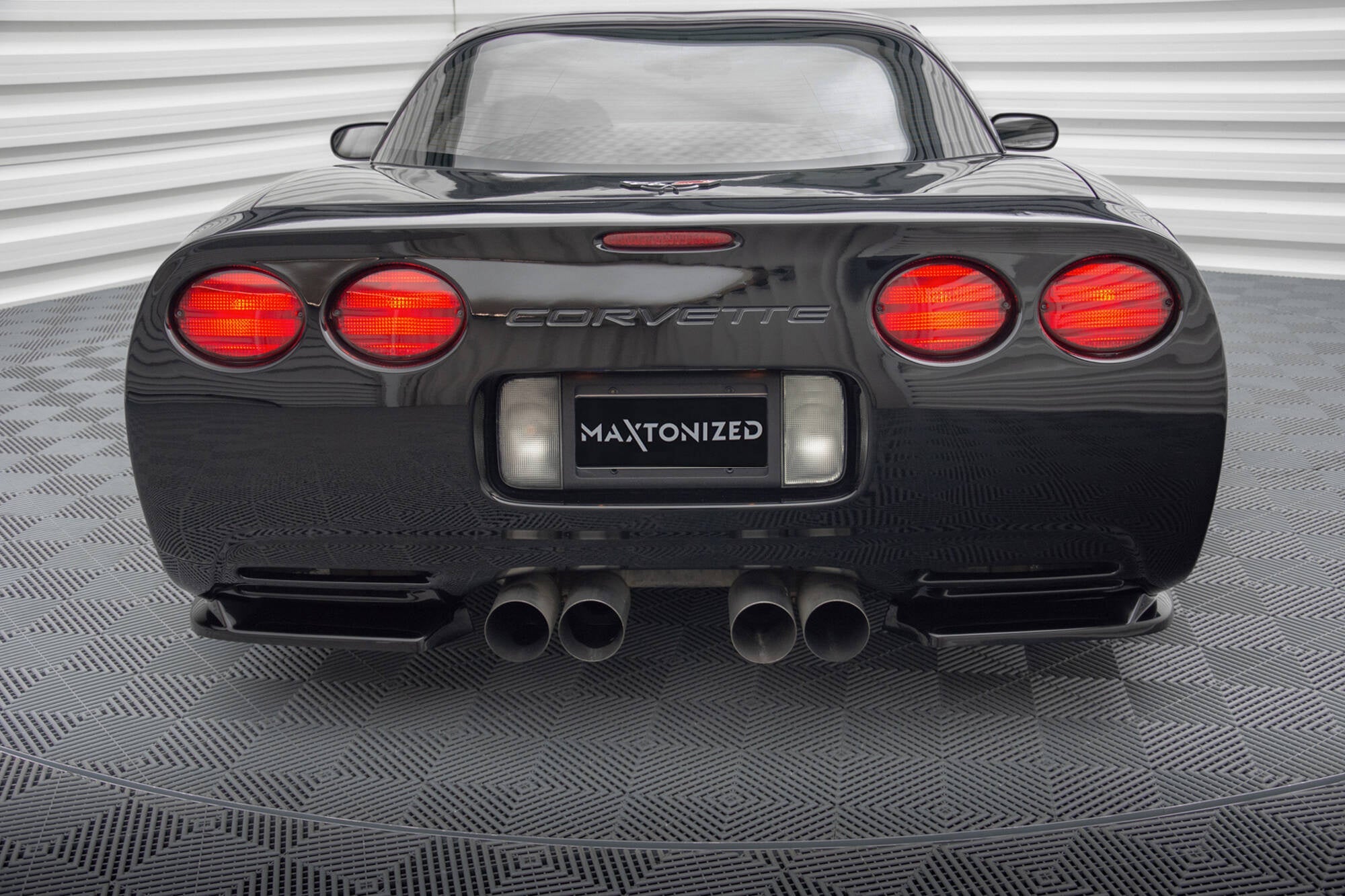 Maxton Design Splitters laterales traseros para Chevrolet Corvette C5 - imagen 1