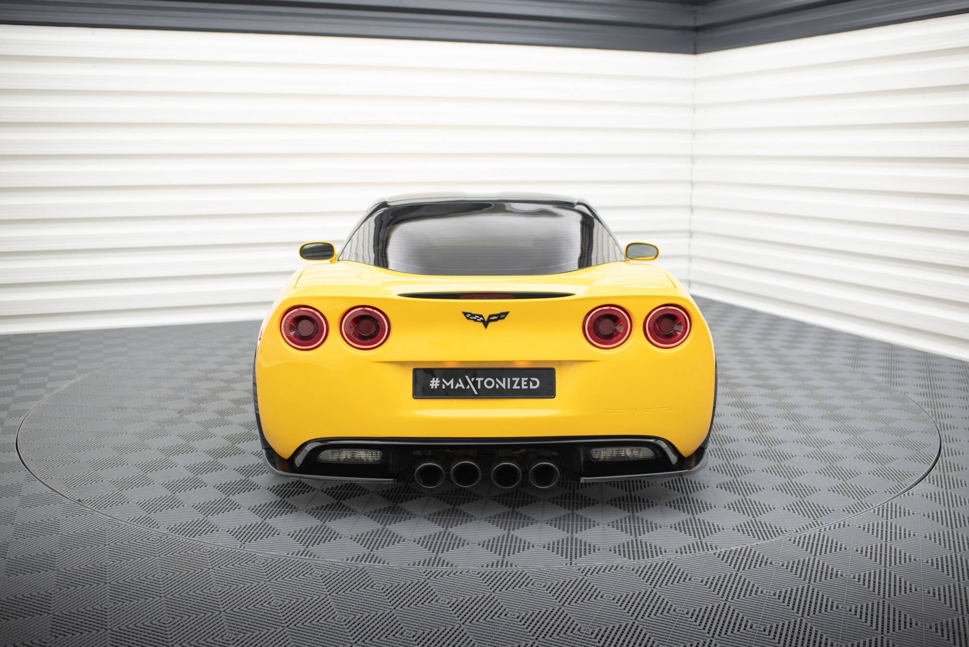 Maxton Design Splitters laterales traseros para Chevrolet Corvette Widebody C6 - imagen 1