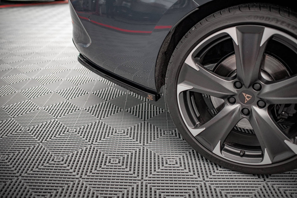 Maxton Design Splitters laterales traseros para Cupra Leon ST Mk1 - imagen 1