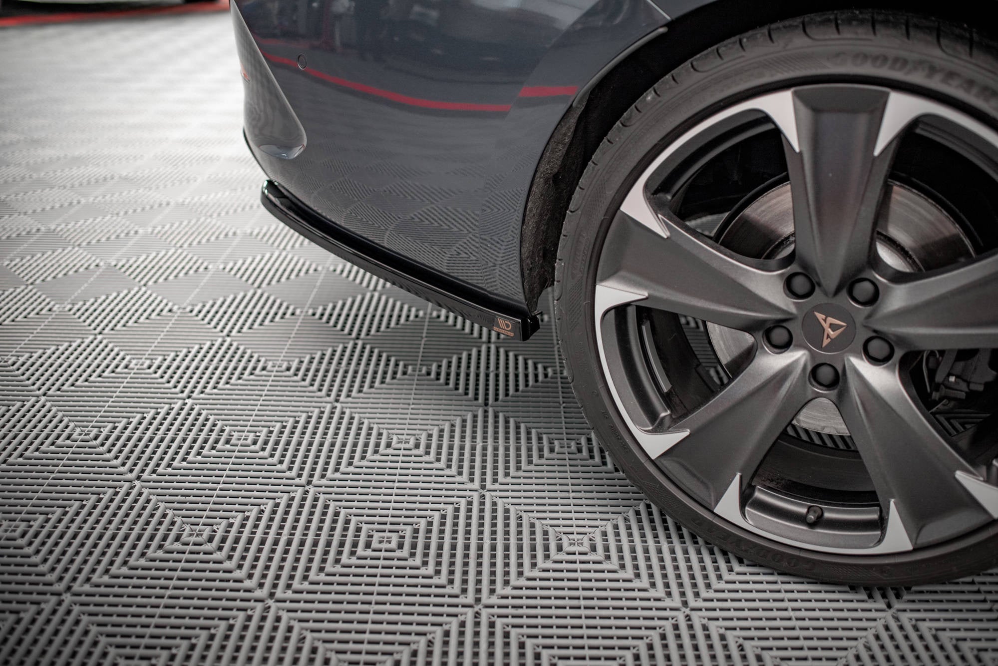 Maxton Design Splitters laterales traseros para Cupra Leon ST Mk1 - imagen 1
