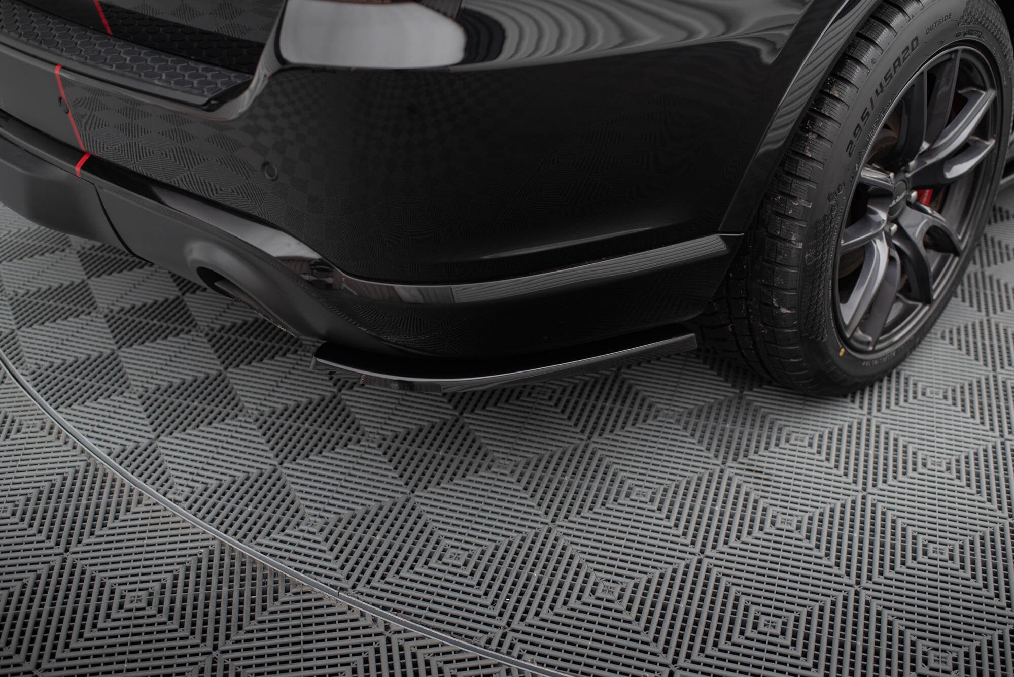 Maxton Design Splitters laterales traseros para Dodge Durango SRT Mk3 - imagen 1