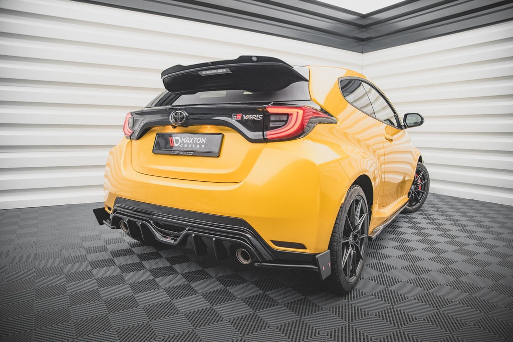 Maxton Design Splitters laterales traseros + Flaps V.4 para Toyota GR Yaris Mk4 - imagen 1