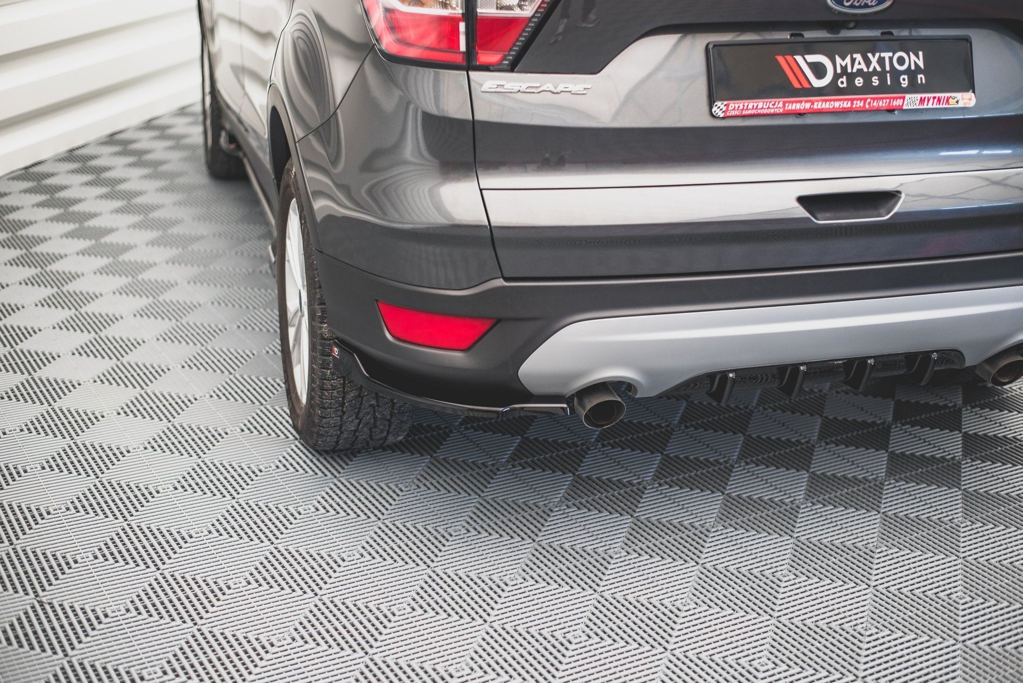 Maxton Design Splitters laterales traseros para Ford Escape Mk3 - imagen 1