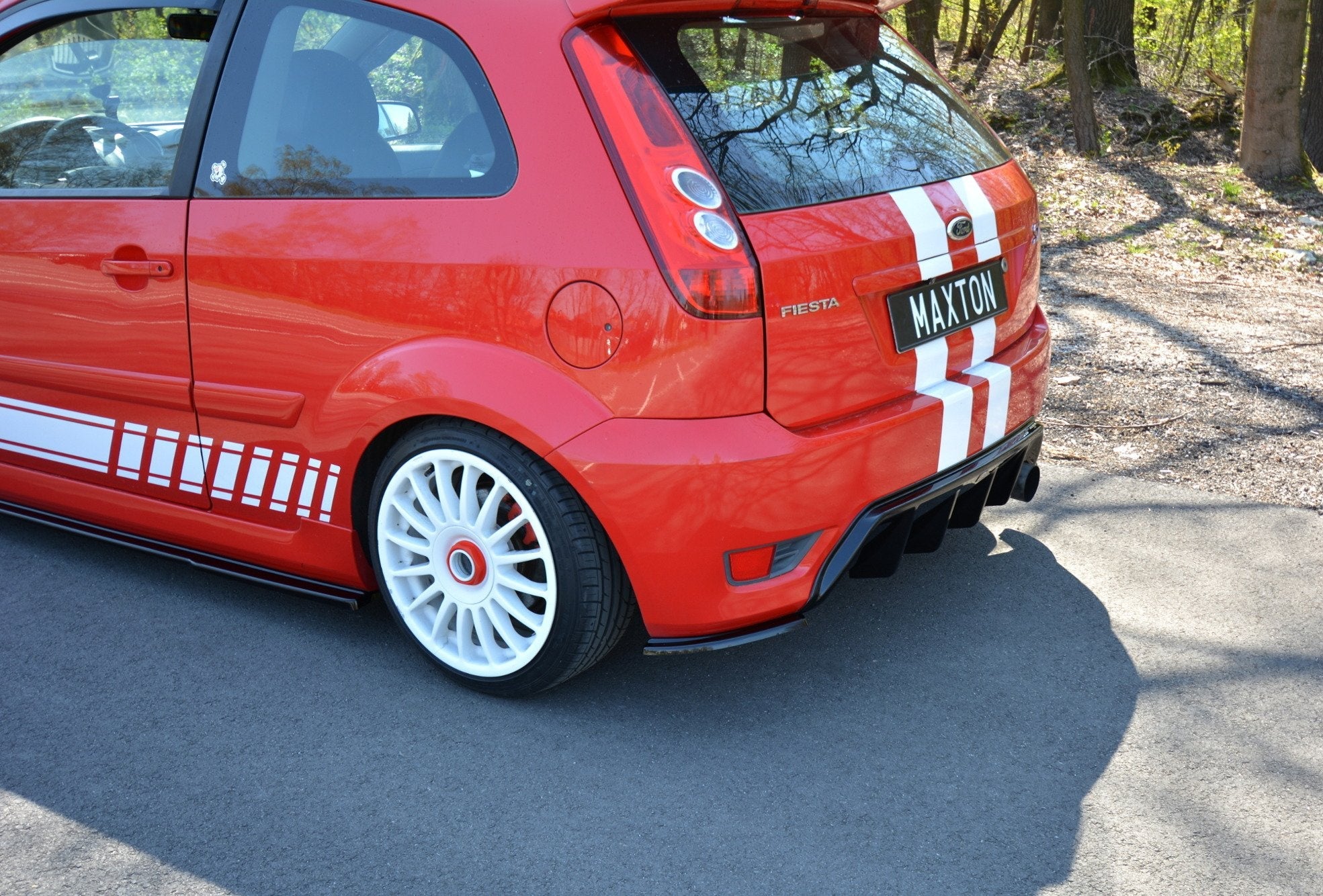 Maxton Design Splitters laterales traseros para Ford Fiesta ST Mk6 - imagen 1