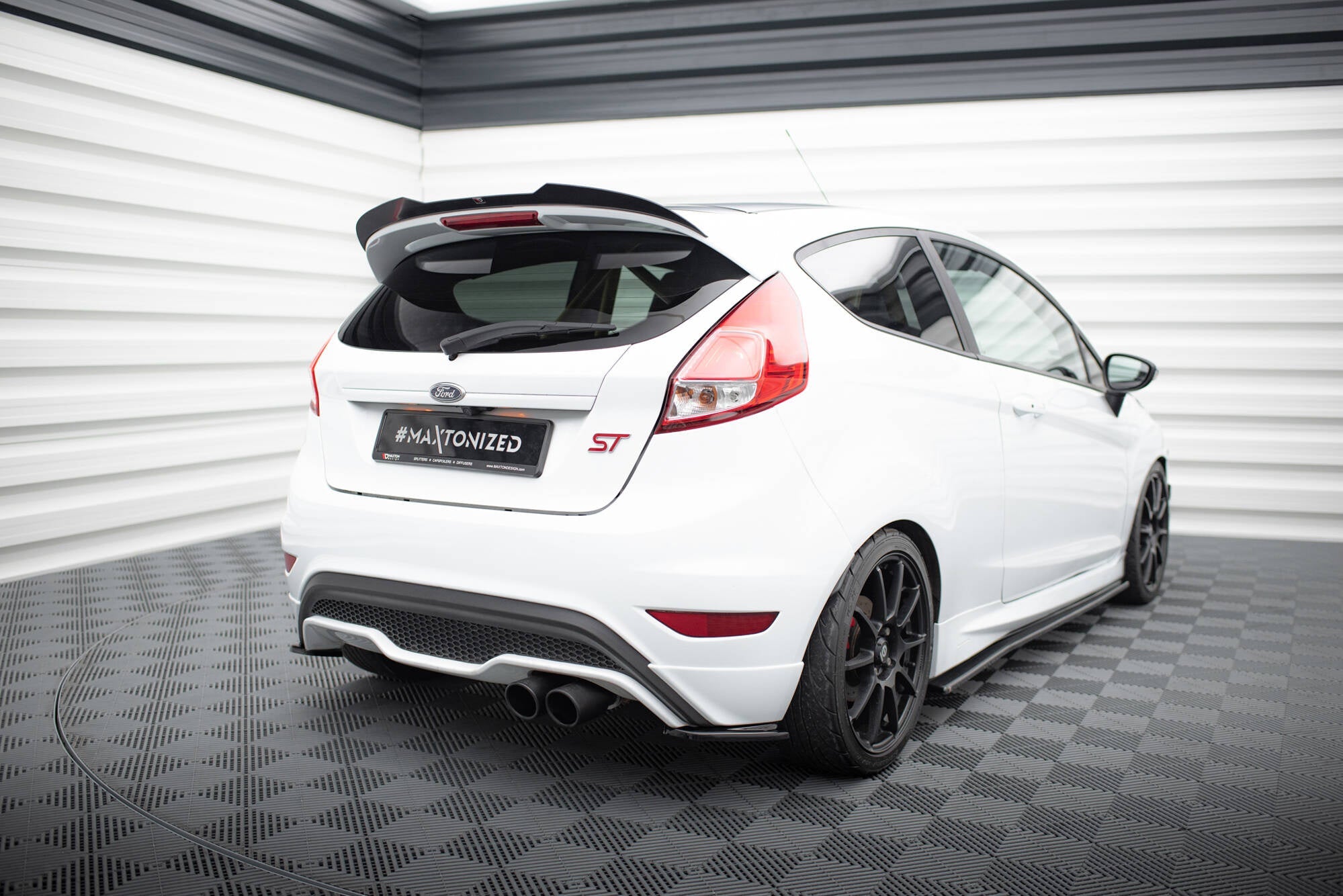 Maxton Design Splitters laterales traseros para Ford Fiesta ST / ST-Line / Zetec S Mk7 Facelift - imagen 2