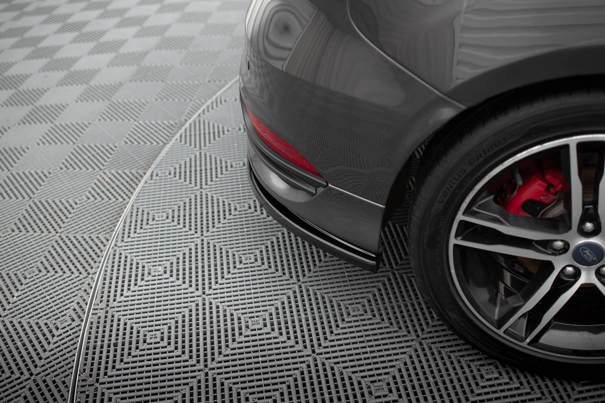 Maxton Design Splitters laterales traseros para Ford Focus ST Mk3 Facelift - imagen 4