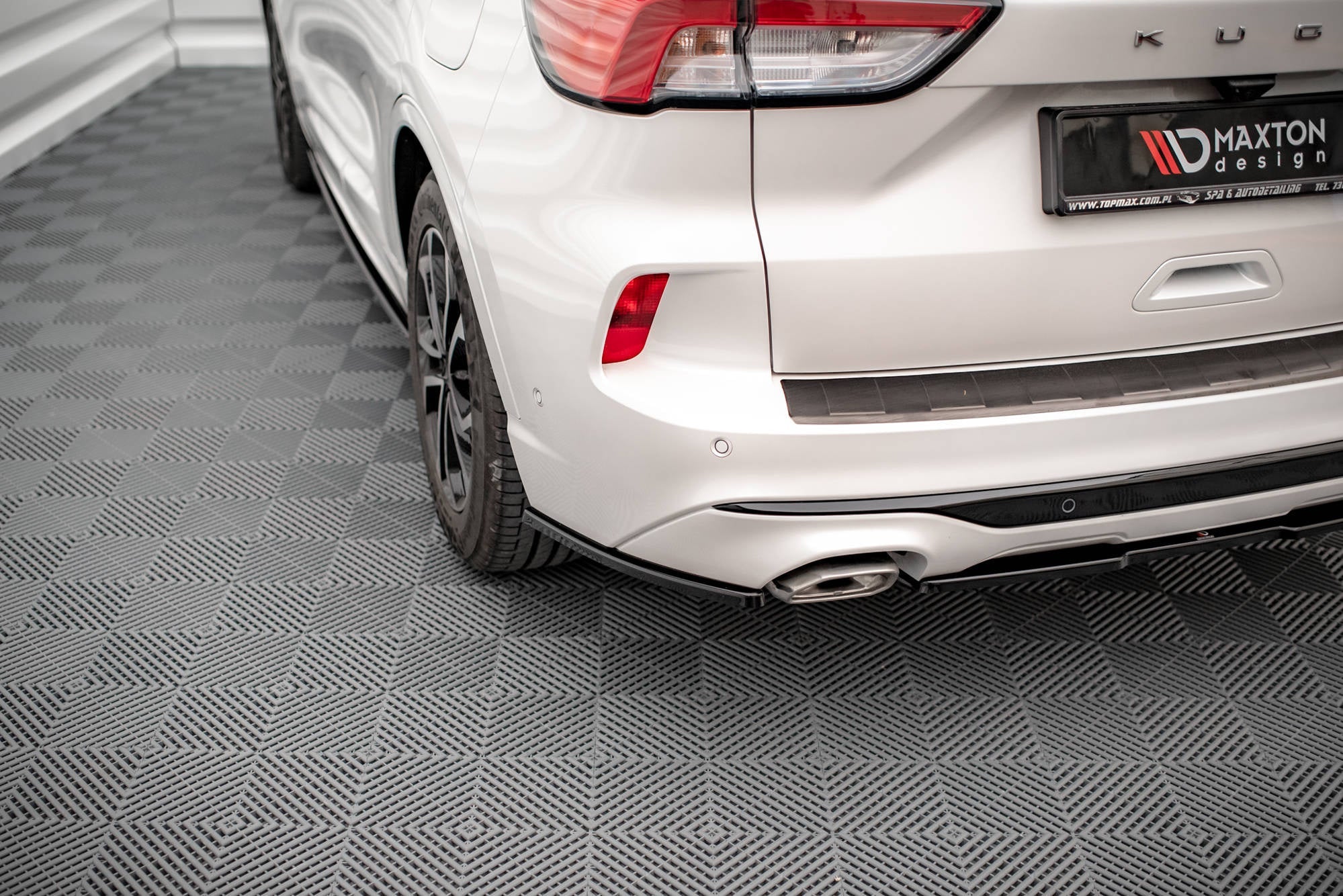 Maxton Design Splitters laterales traseros para Ford Kuga ST-Line Mk3 - imagen 3