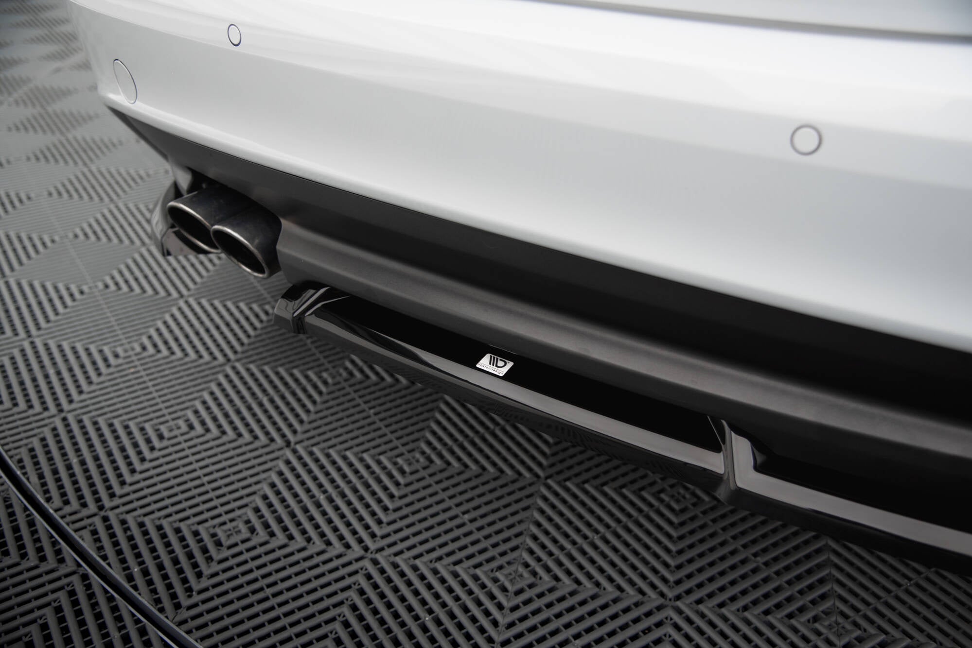 Maxton Design Splitters laterales traseros para Jaguar XE R-Sport X760 - imagen 3