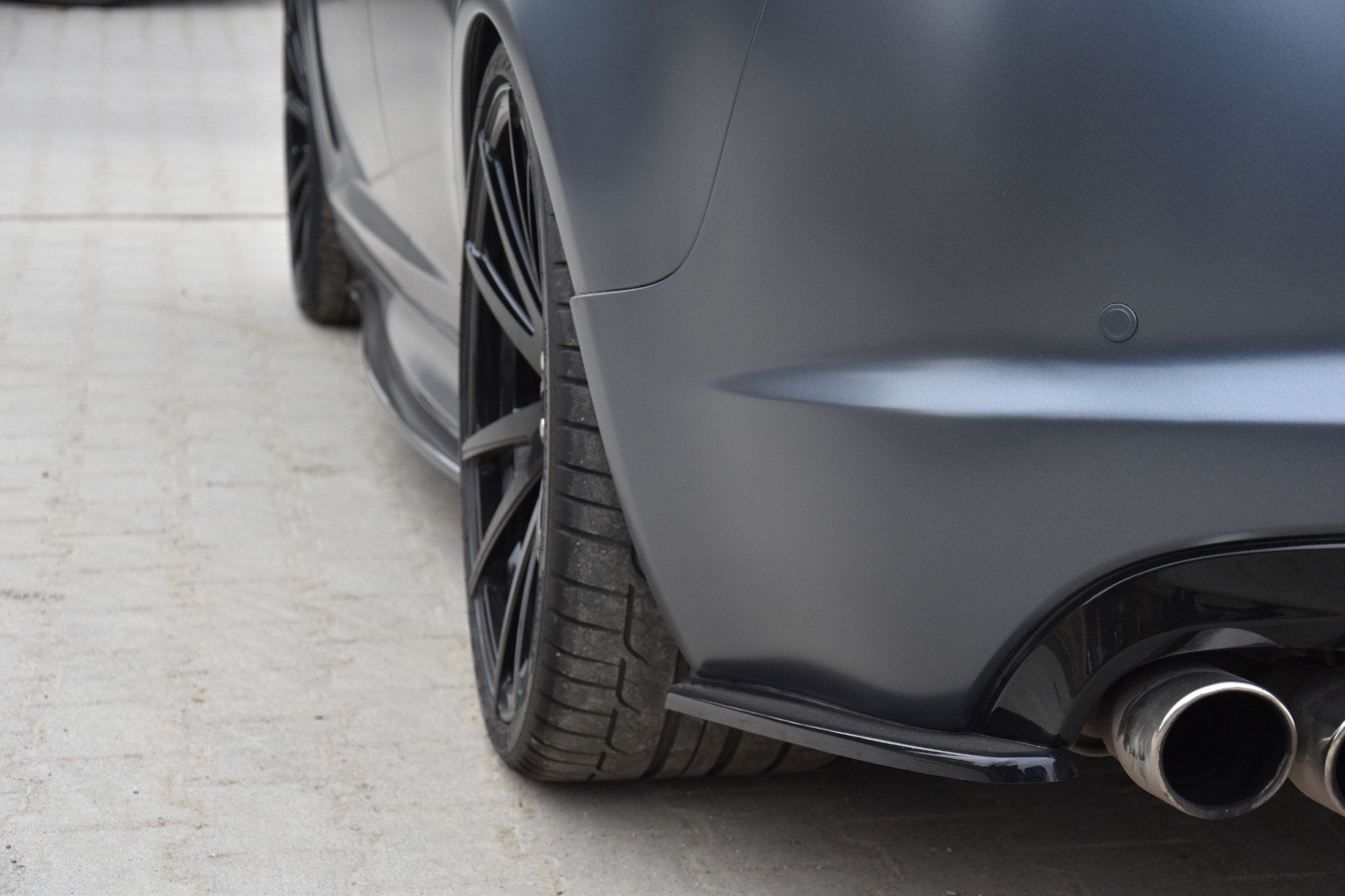 Maxton Design Splitters laterales traseros para Jaguar XF-R Mk1 - imagen 1